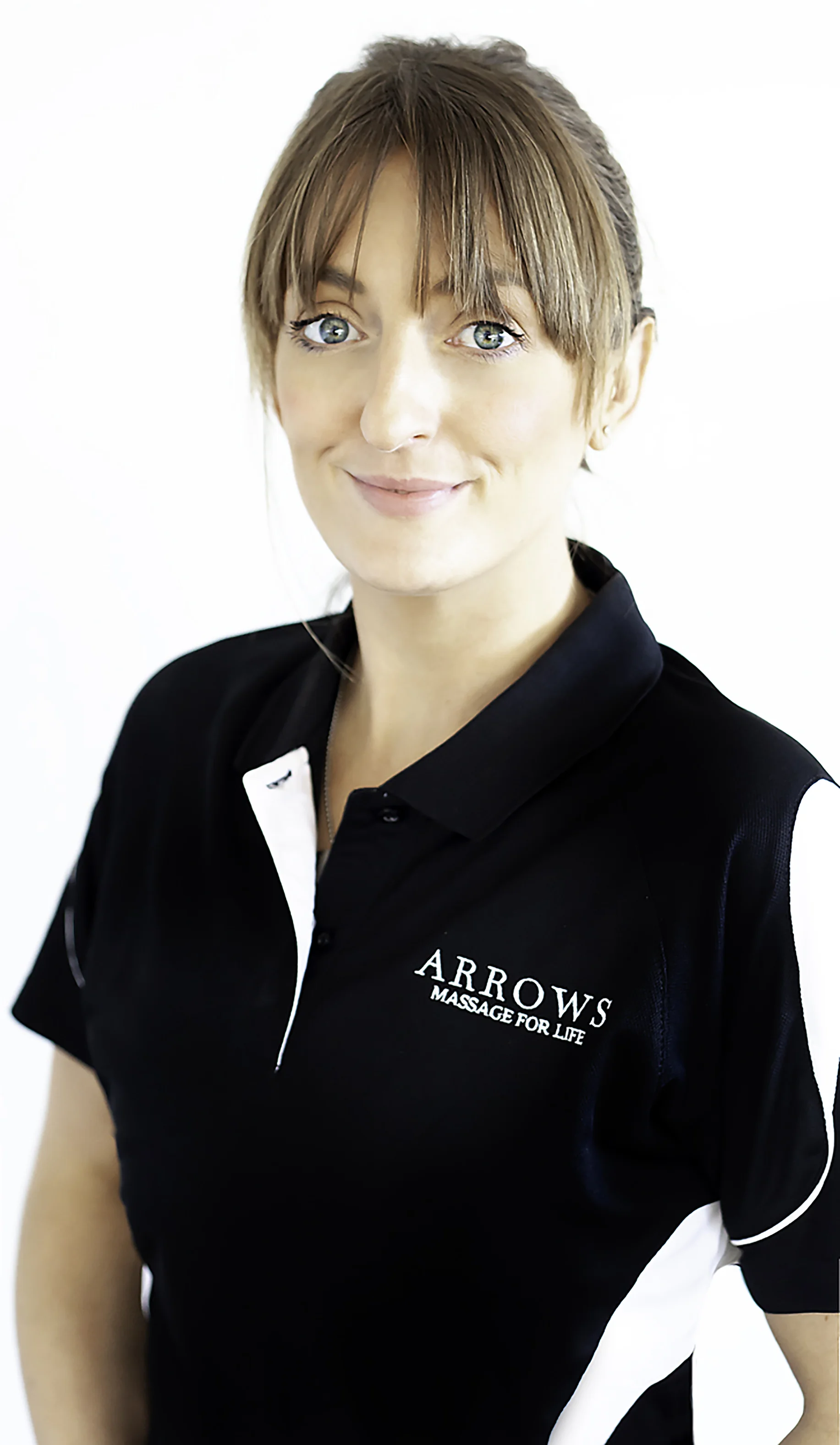 Justine Arrow_300.jpg