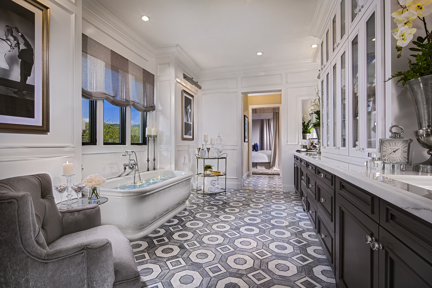 1624-02_PL3_Master_Bath_The_Oaks_DavidsonCommunities_EricFiggePhotos.jpg