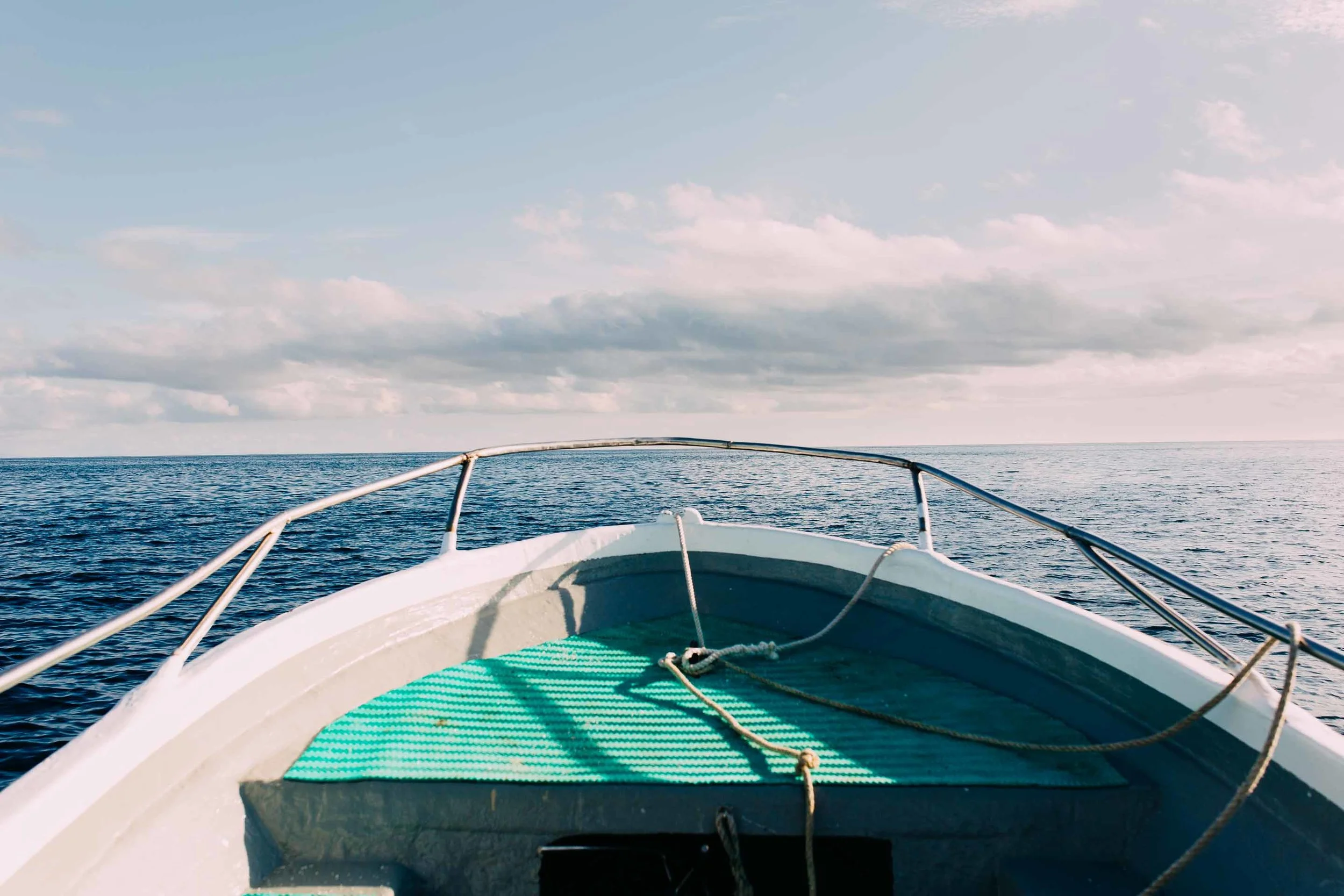 Boat transfer to the sand bar ceremony.