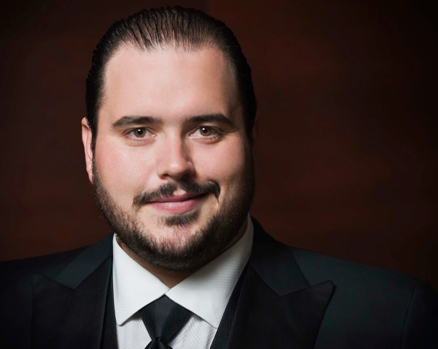 Portrait of tenor Eric Barry