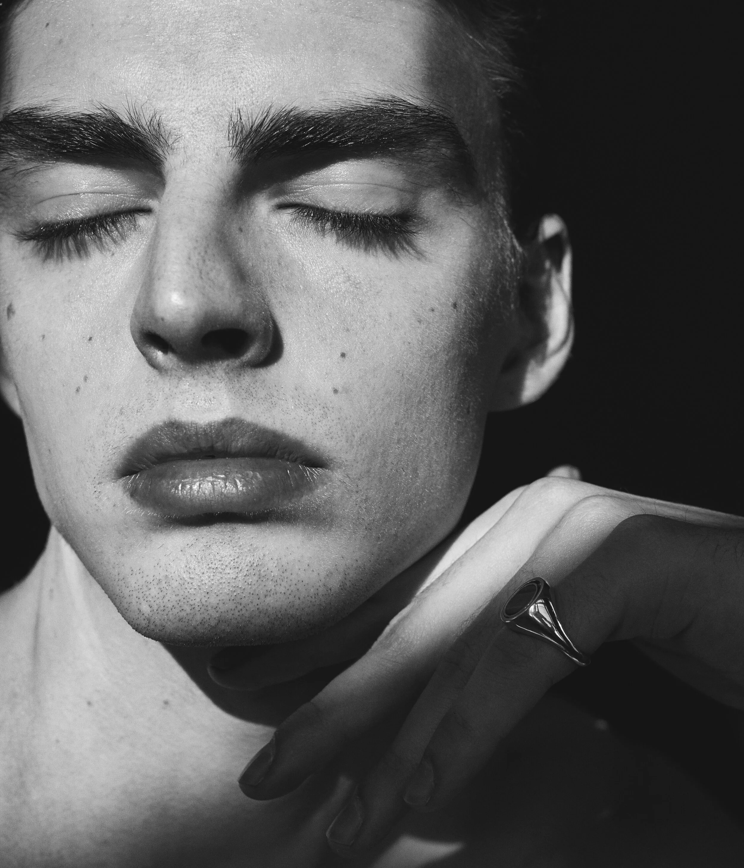 Schon Magazine_6.jpg