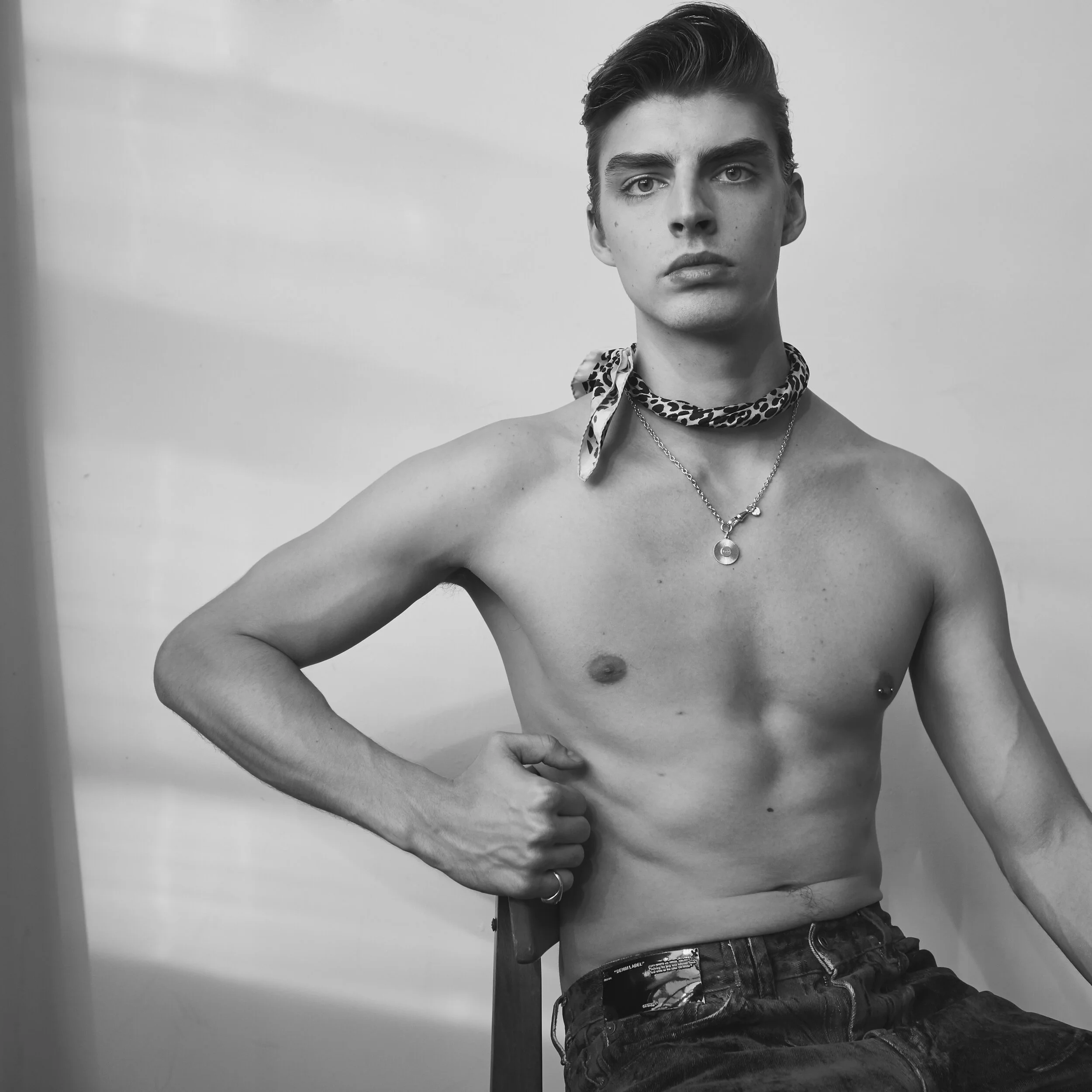 Schon Magazine_10.jpg