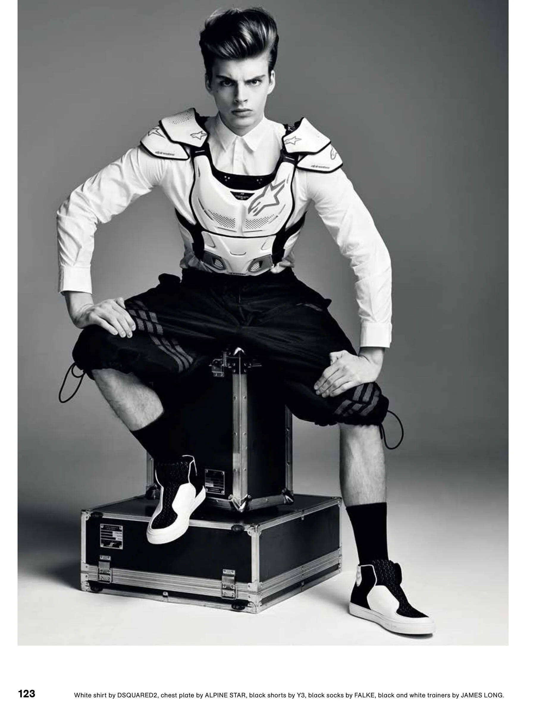 Wonderland Magazine_5.jpg