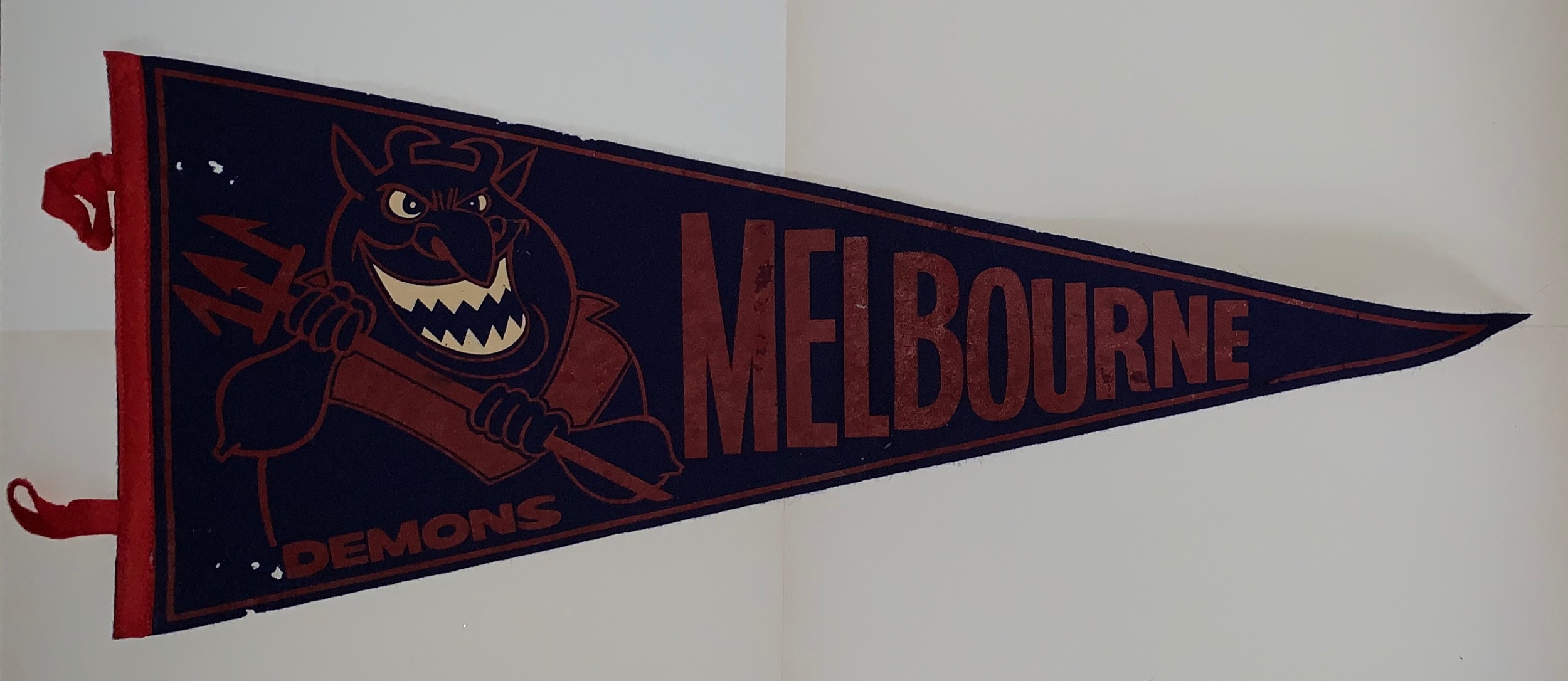 “Twisties” Prize pennant