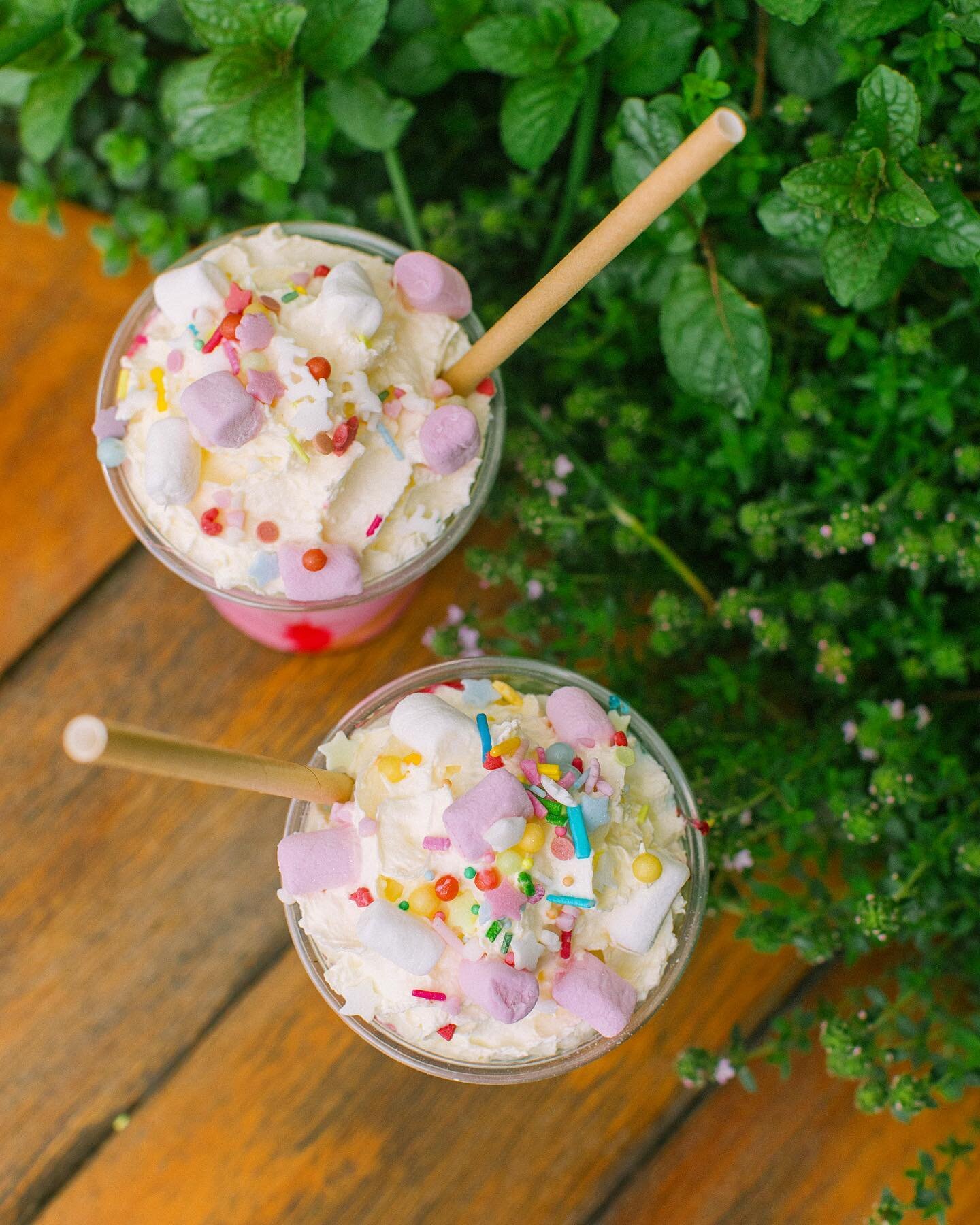 Have you heard the news? UNICORN SHAKES are back for the school holidays!! 🦄✨ We are open from 8:30am-2:30pm Wed-Fri &amp; 9am-3pm Sat-Sun! See you soon for a school holiday treat!! 😻🙊 #unicornshake #unicornmilkshake #thetrailcafe #schoolholidayfu