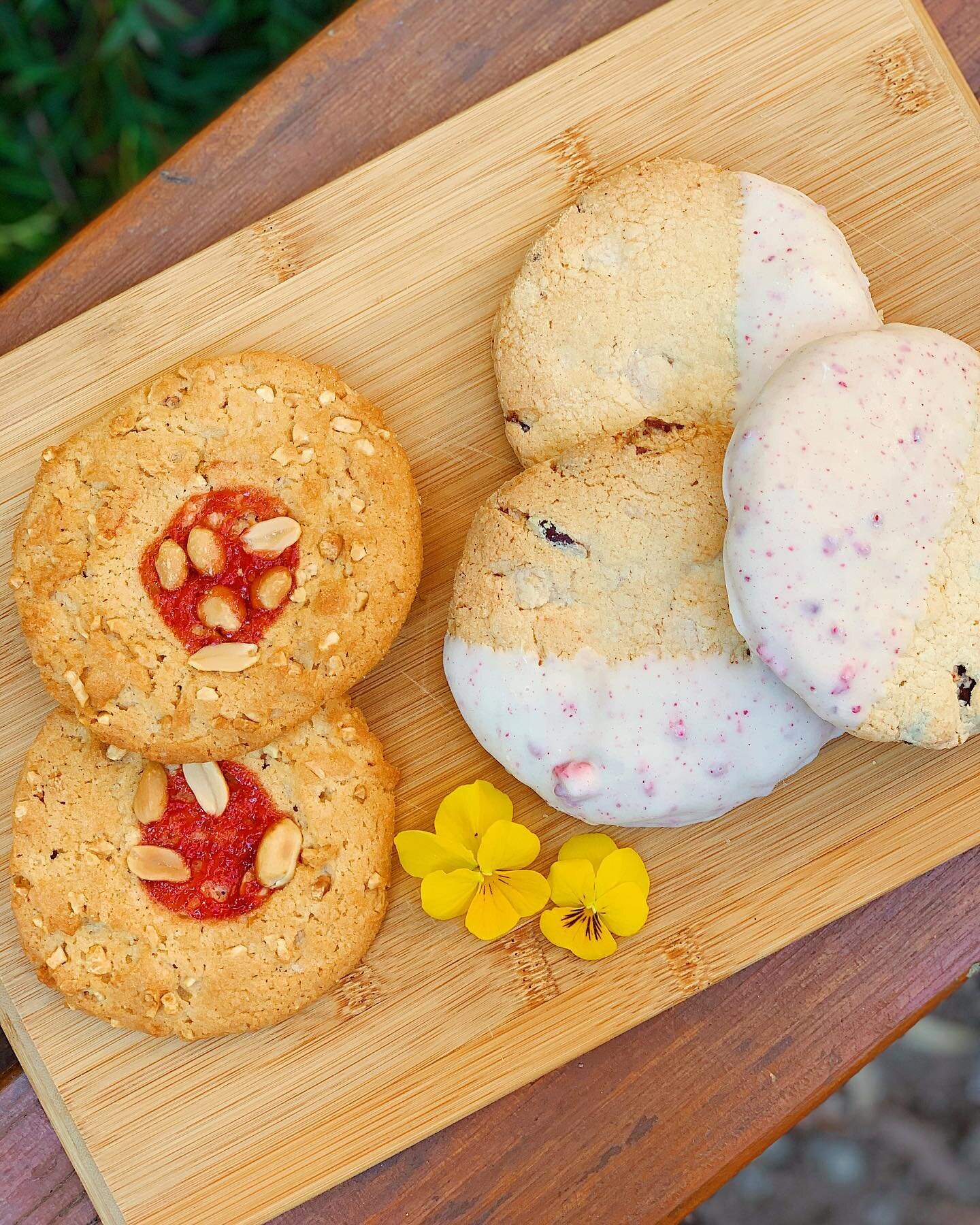 Come in &amp; try our new cookies! Vegan PB &amp; J, or our flourless lemon butter berry... 🙊🍓 We will be open tomorrow from 9am-3pm for coffee, snacks, scones, gourmet toasties, sausage rolls, vegan sausage rolls, &amp; MUCH MORE! 😻✨ #vegansofthe