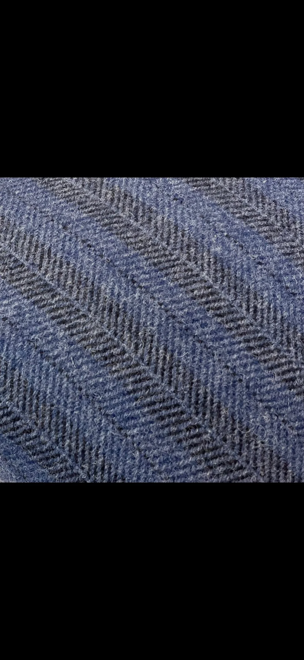 906DB546-3577-41E7-B872-D48BB2424E38