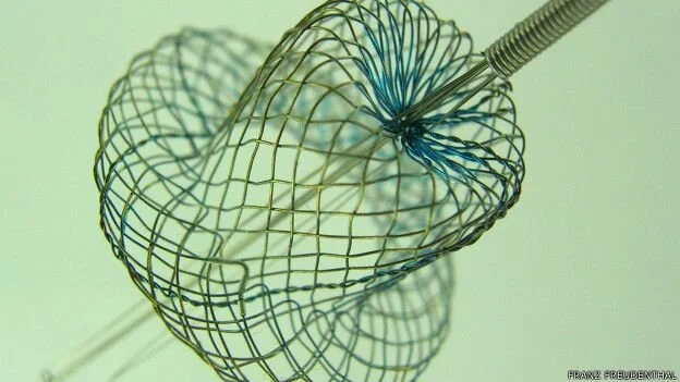 Las mujeres Aymara tejen dispositivos que salvan vidas