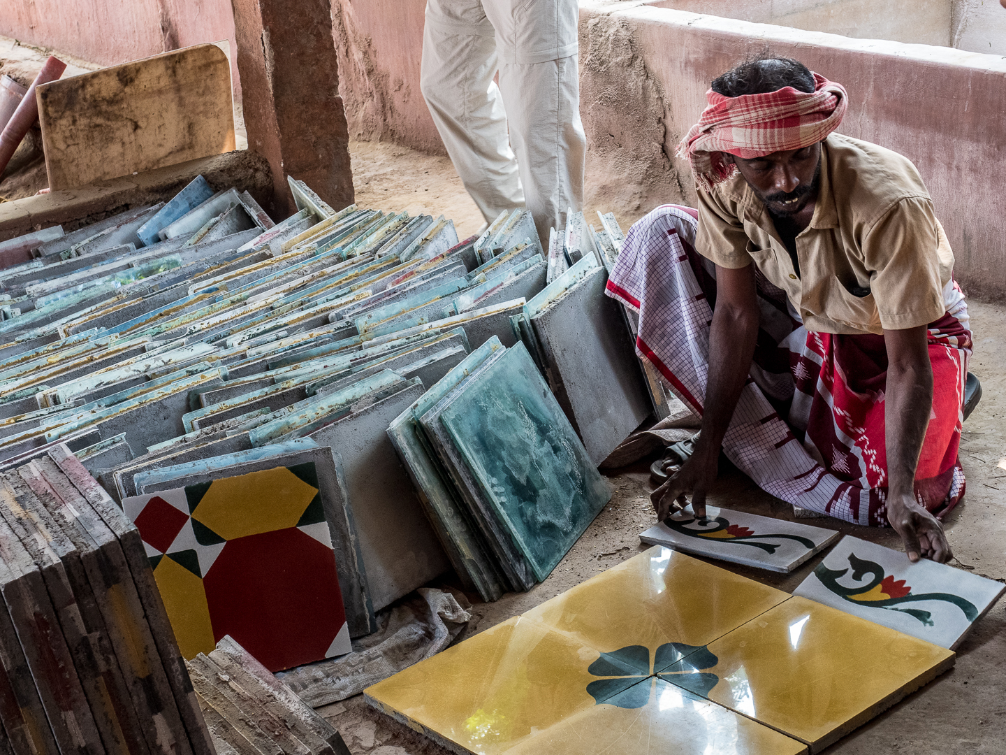  A tile-maker working in a shop along the road to Madurai 