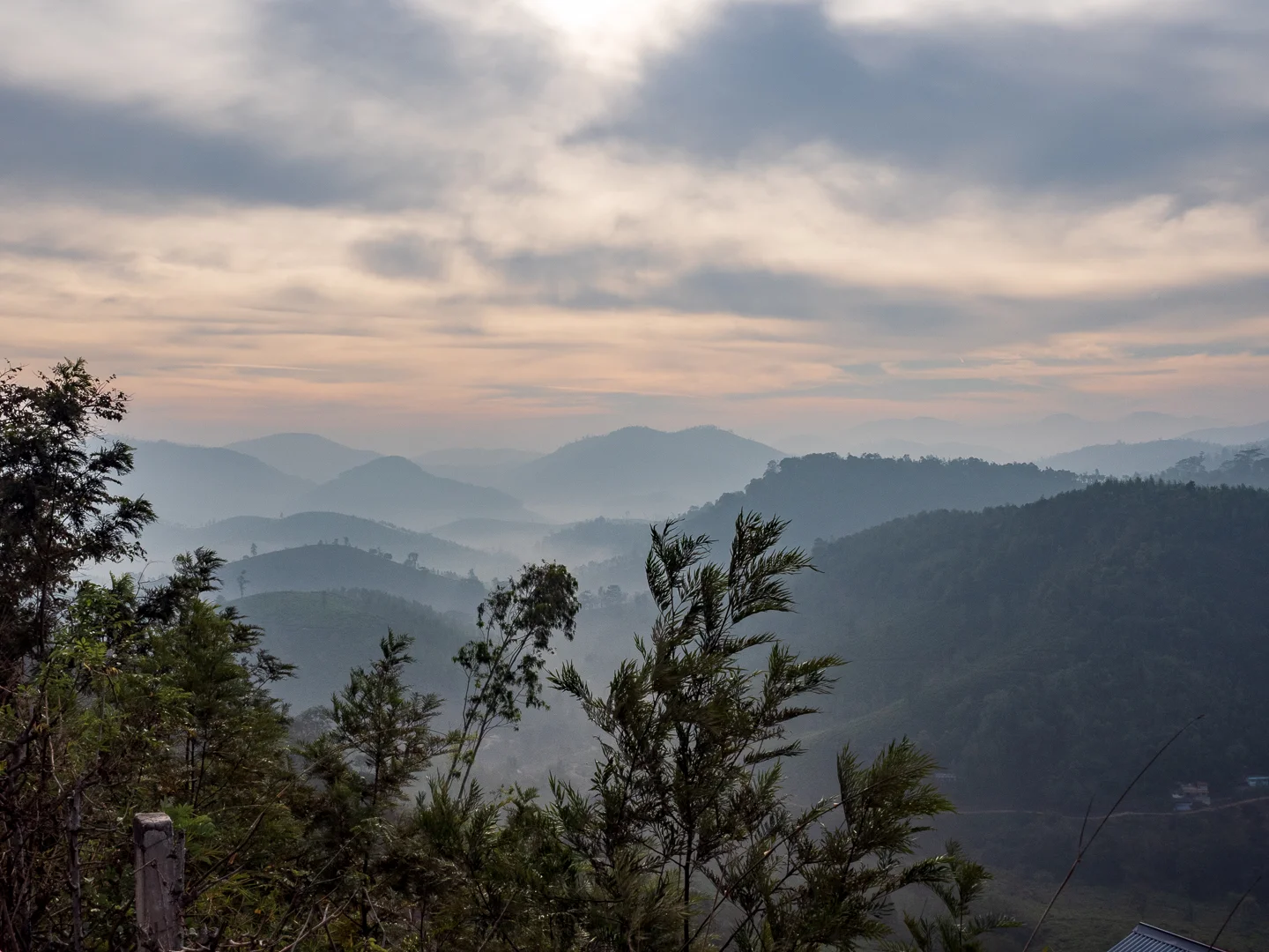 Cloudy day in the Western Ghats, on the road to Kerala
