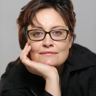 Anne Gildea sqfor website.jpg