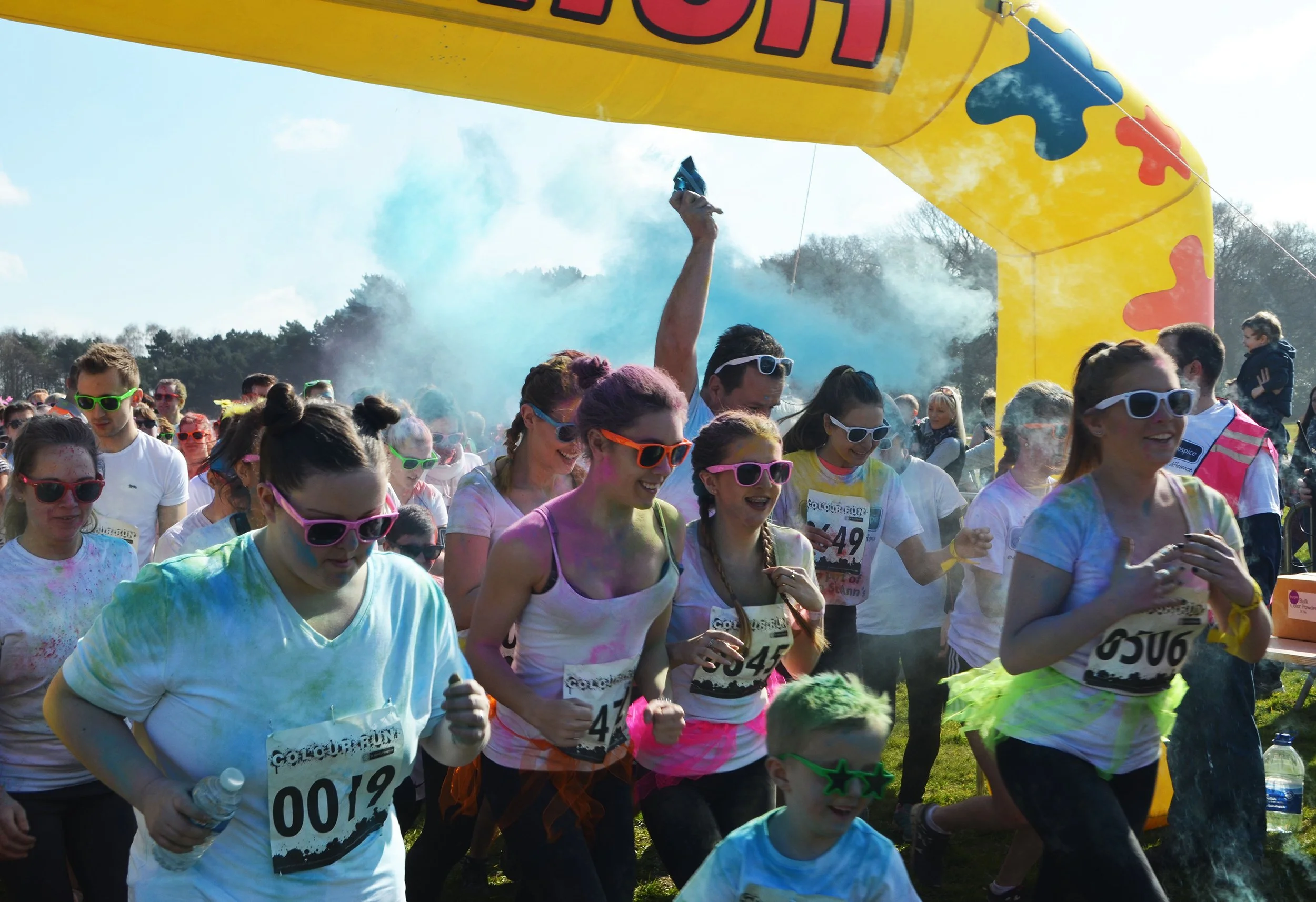 colour run 72DPI AND 2500 WIDE PIXELS.jpg