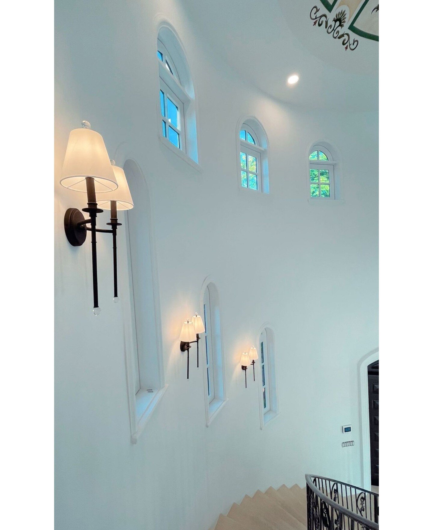 Stairway lighting is an absolute necessity, but what about something with a little style? Add contemporary flair, with elegant designs and unique shapes when choosing wall sconces.

Credit: @wolfgangbrunet
Lights: Riverdale wall mounts
Check out our 