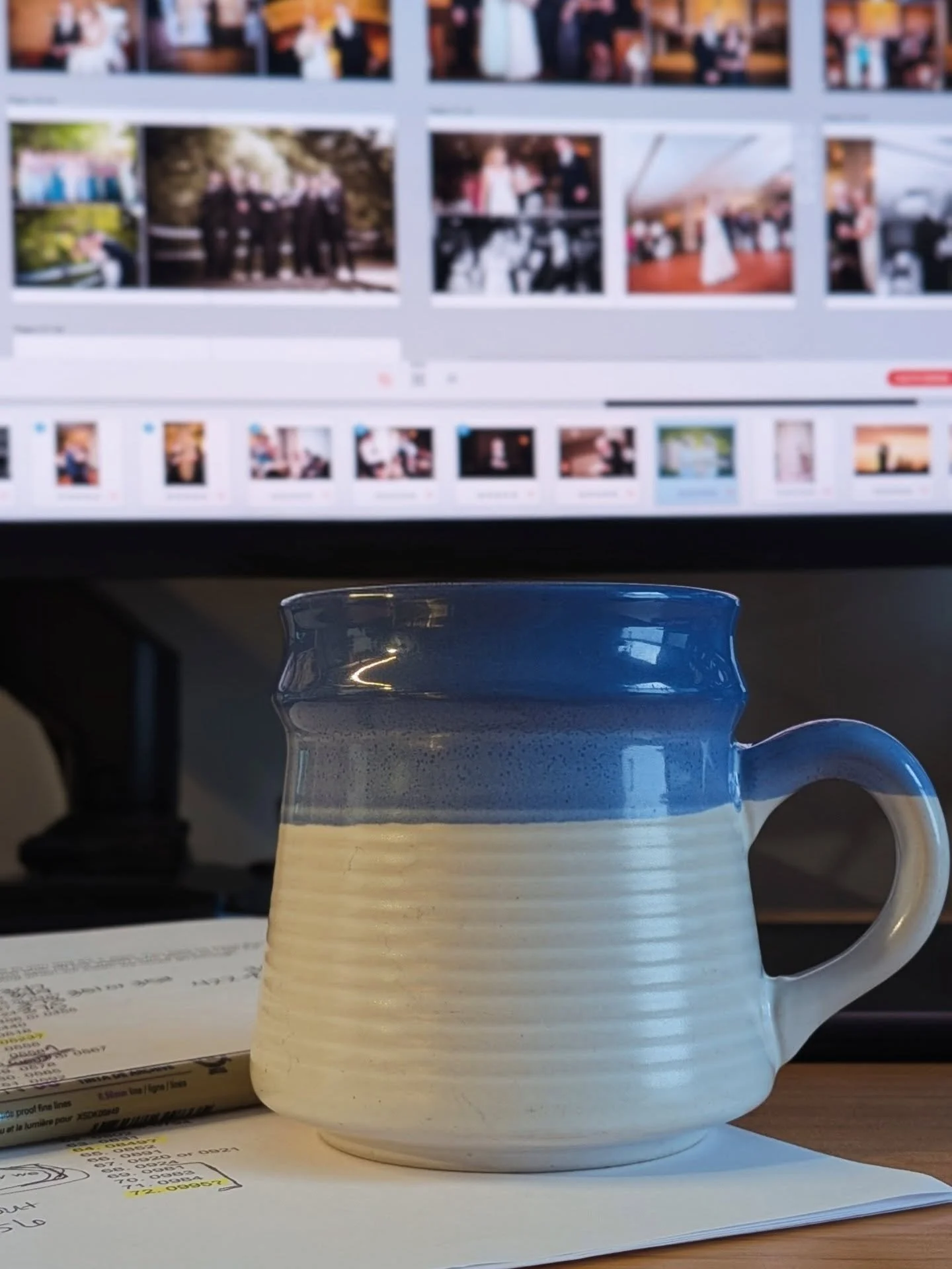 On today's agenda? Album design day! Laying out images like a puzzle. Finding the right sequence, the right composition, letting them tell the story naturally and beautifully.

Photographers let me know if you need help with album design!