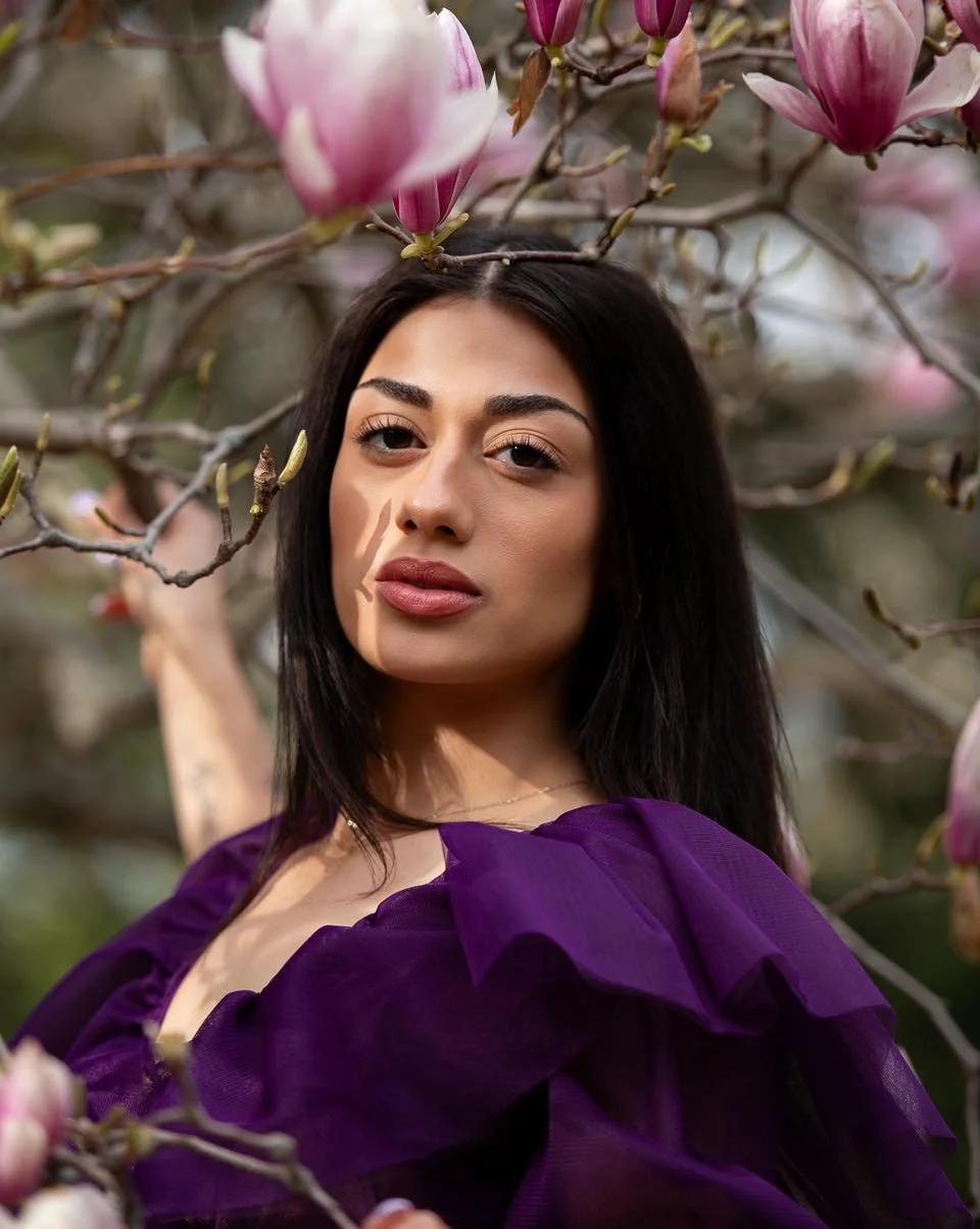 Same model, two different looks.  Dark and moody to light and airy, color grading and retouching adapted to match each vision.

📷 crazycatladyphotography.ccl