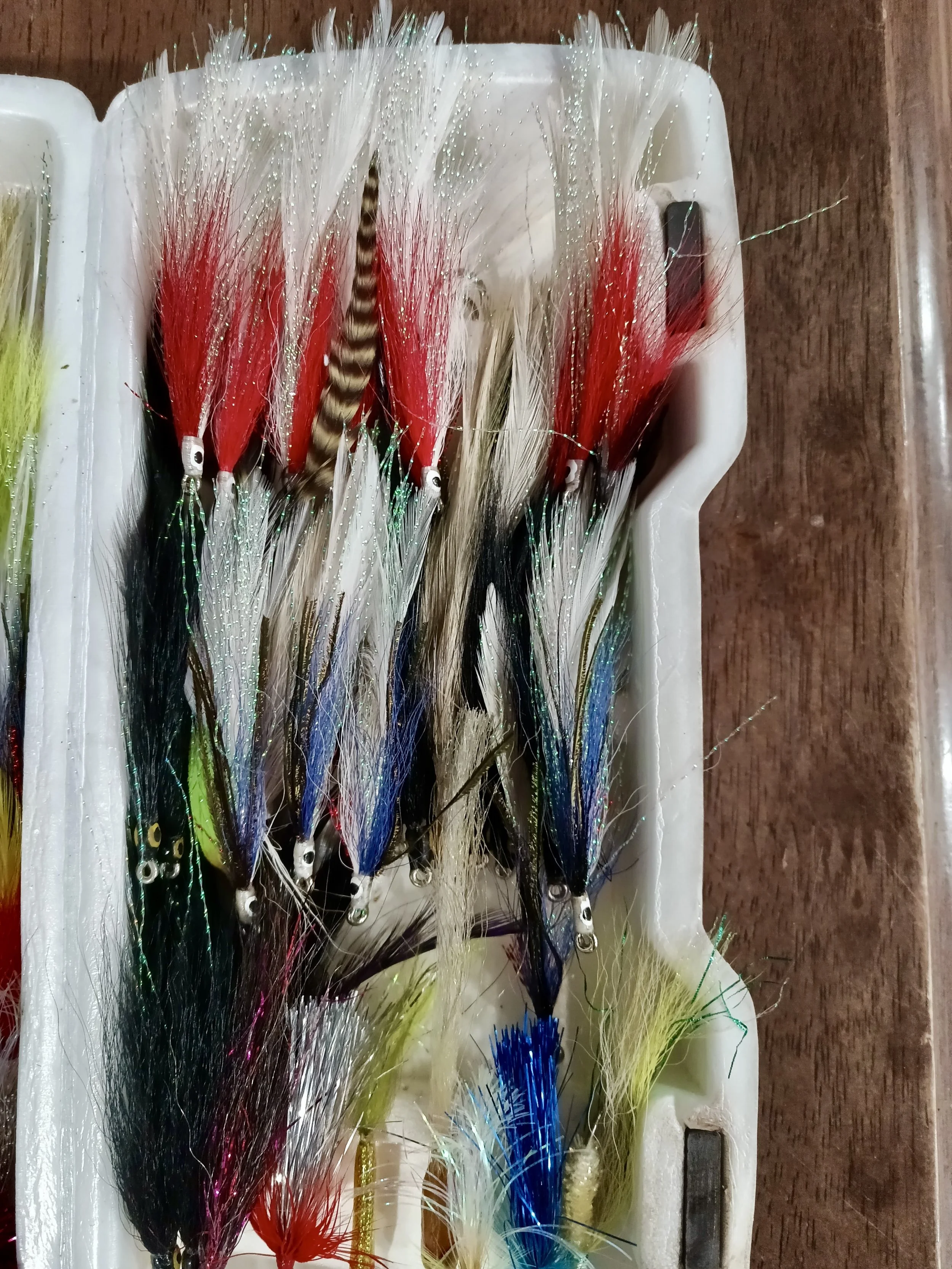 #027 • 2 DOZEN SALTWATER FLIES