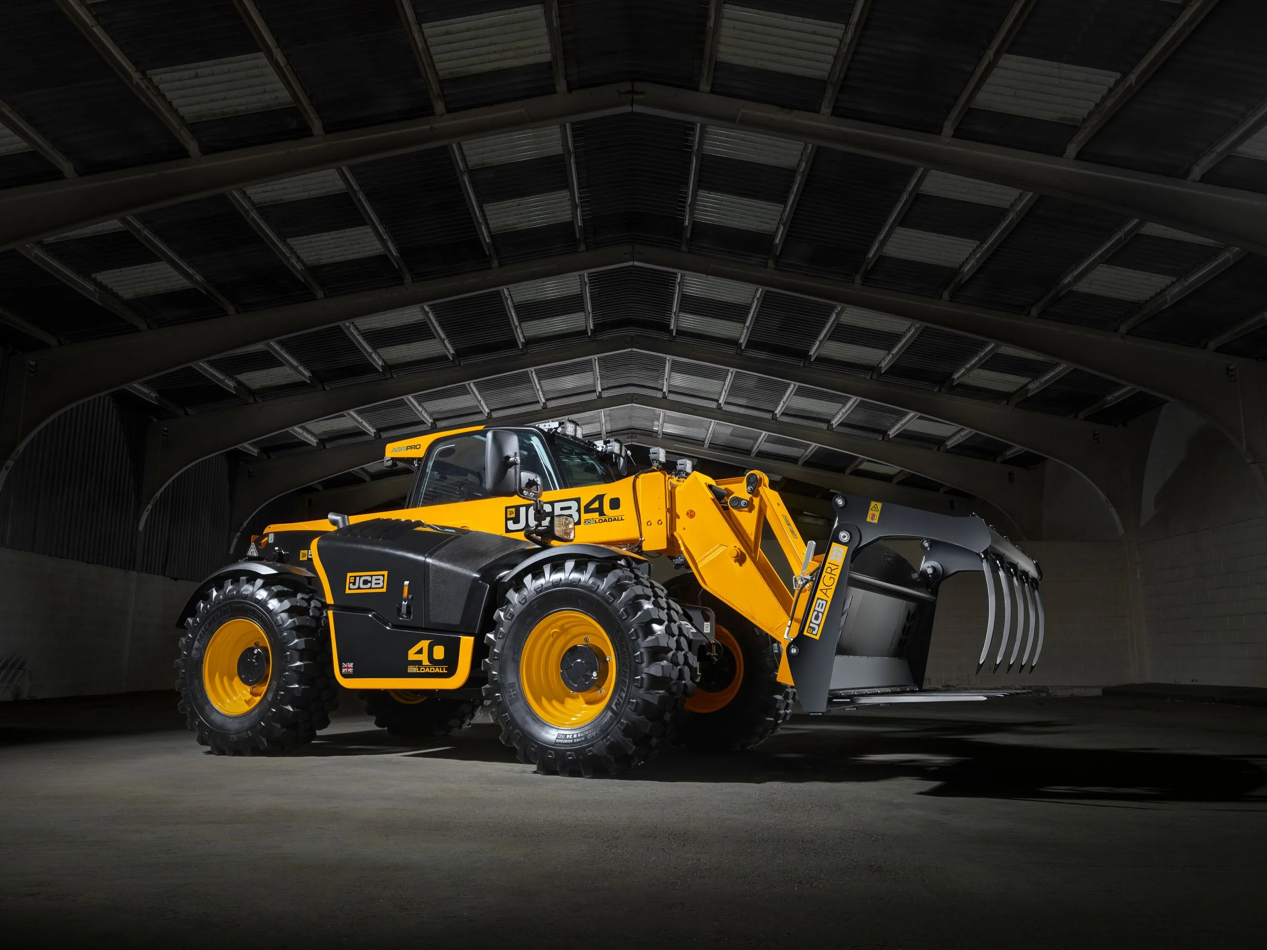 Master 1 Grab Comp_M.jpg