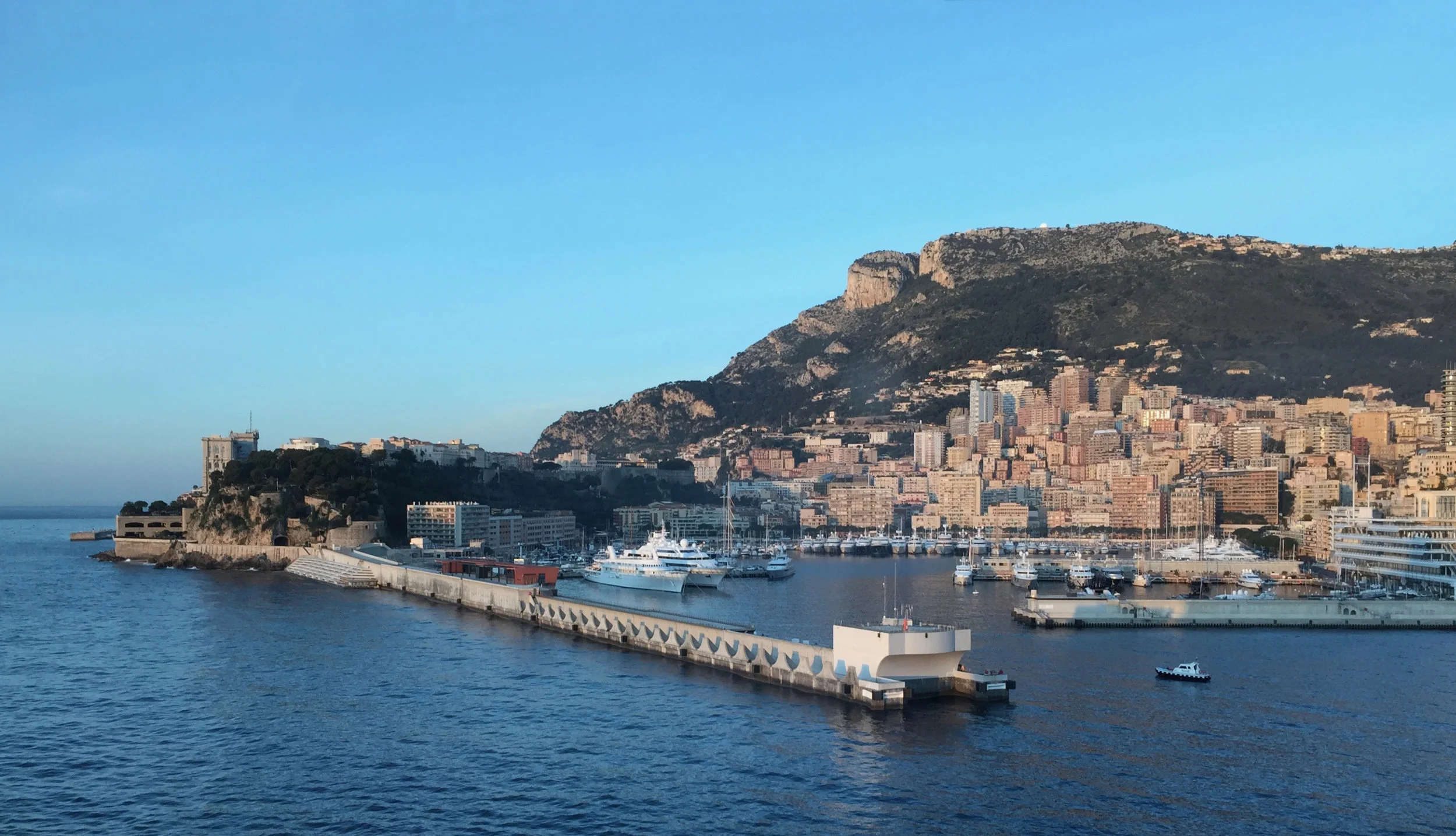 Monaco Water2.jpg