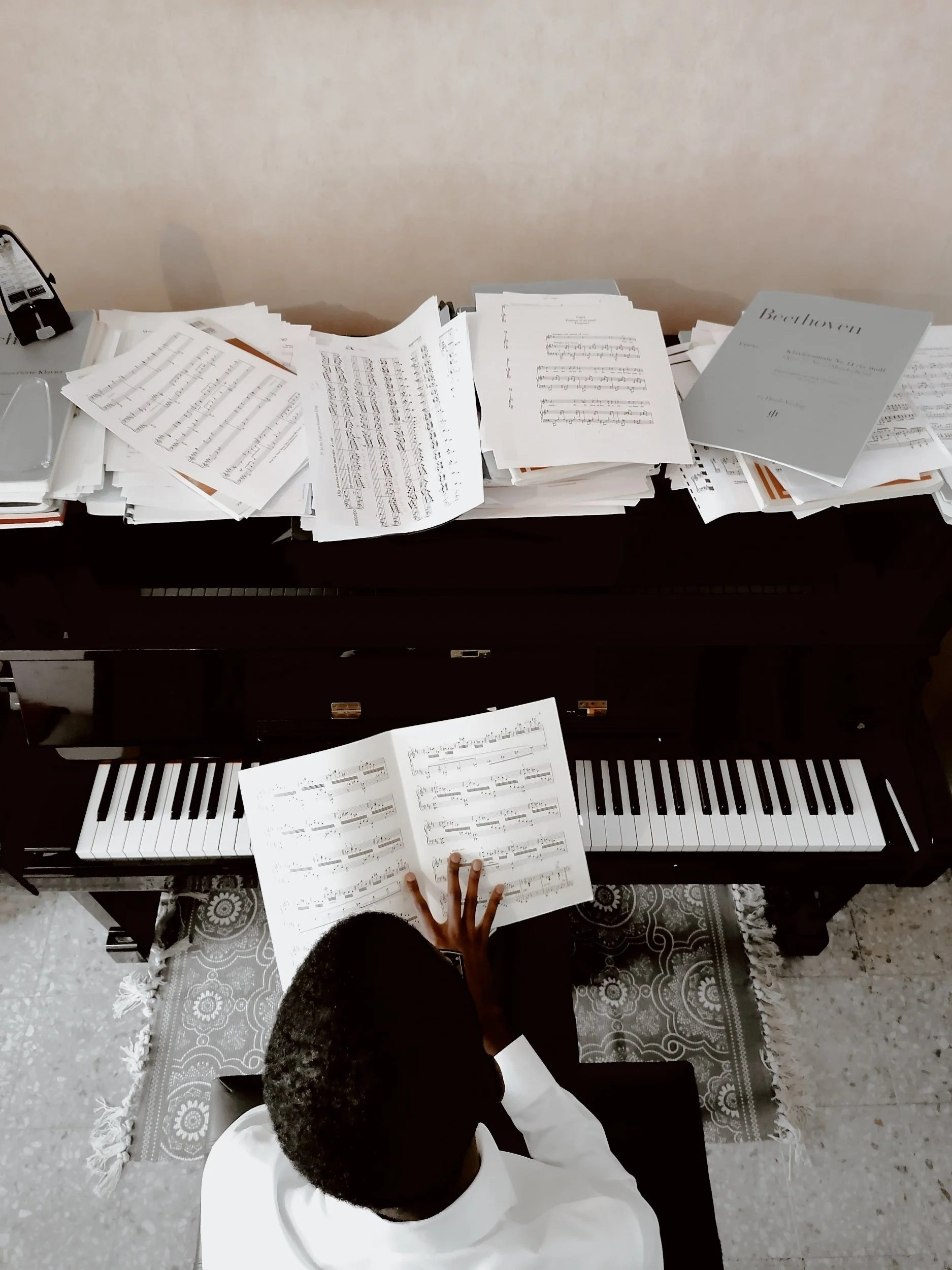 Riflessioni sul Preludio e Fuga XXII, Primo Libro, tratto dal Clavicembalo ben Temprato di J.S. Bach