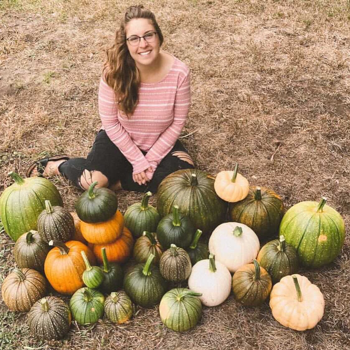 Meet Grow Guider, Vanessa @vanessajoelle_ 🌿🌿

Vanessa gardens in rural Alberta where she has multiple edible garden spaces around her property. It was Vanessa&rsquo;s love for processing and preserving locally grown food that lead her to think &ldq