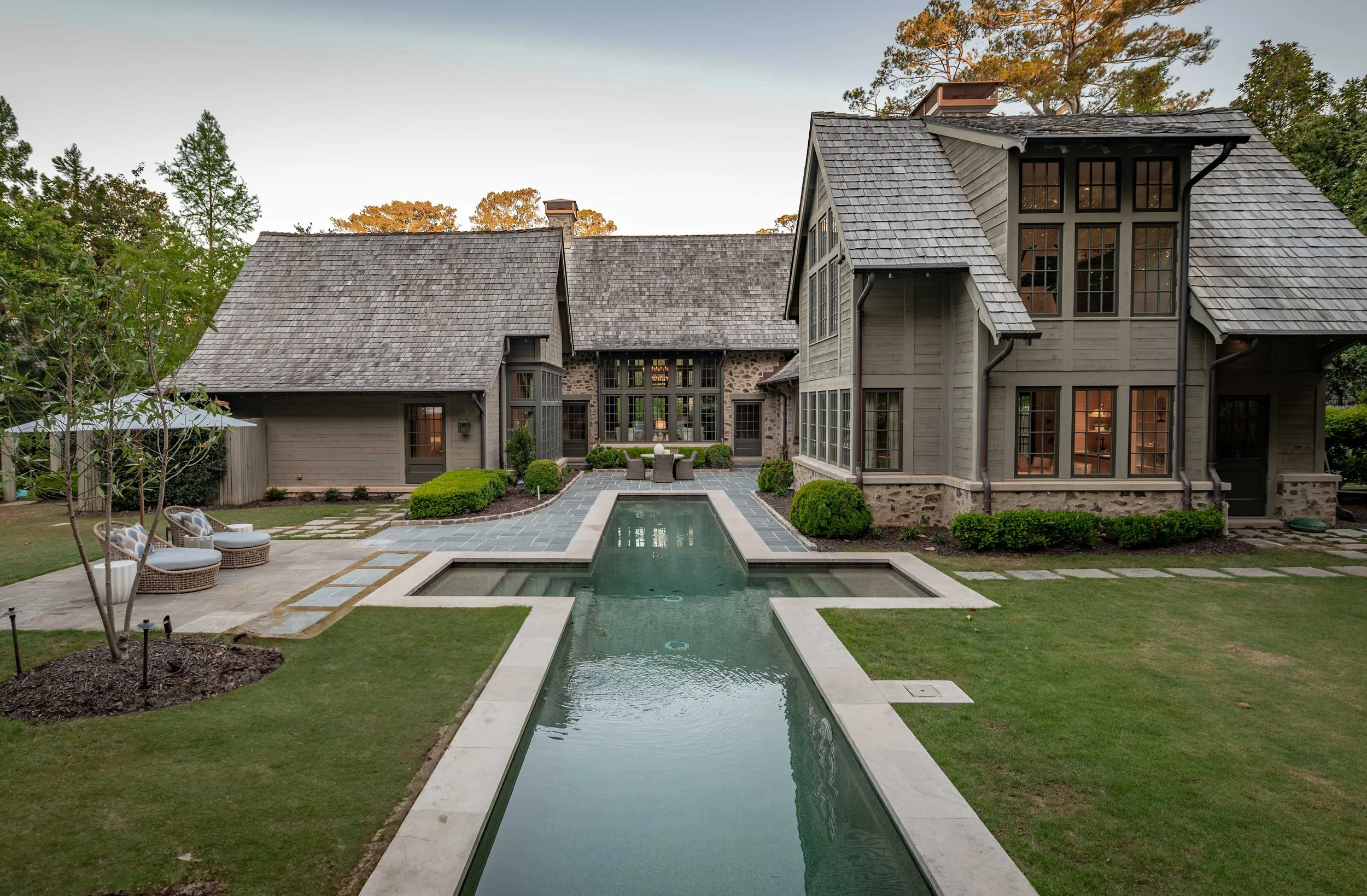 2979 Ridgewood Exterior 2025-3.jpg