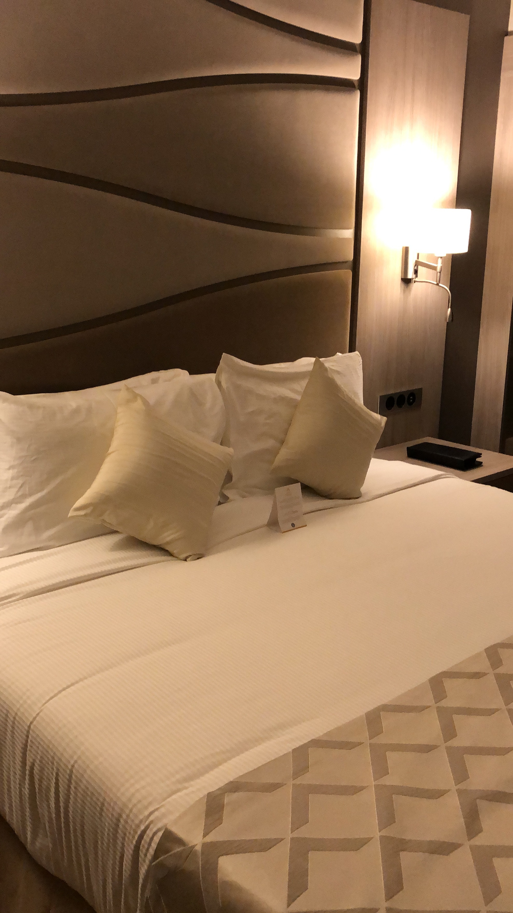 The unexpected bed! 😮