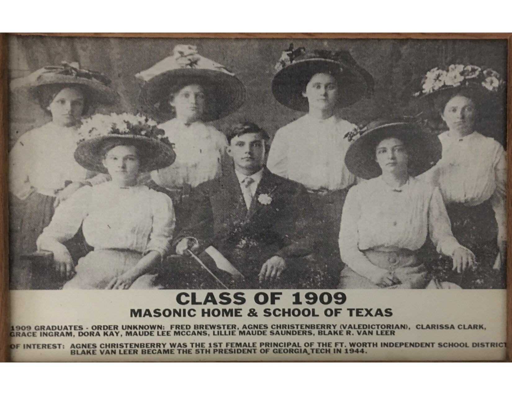 1909 Class.jpg