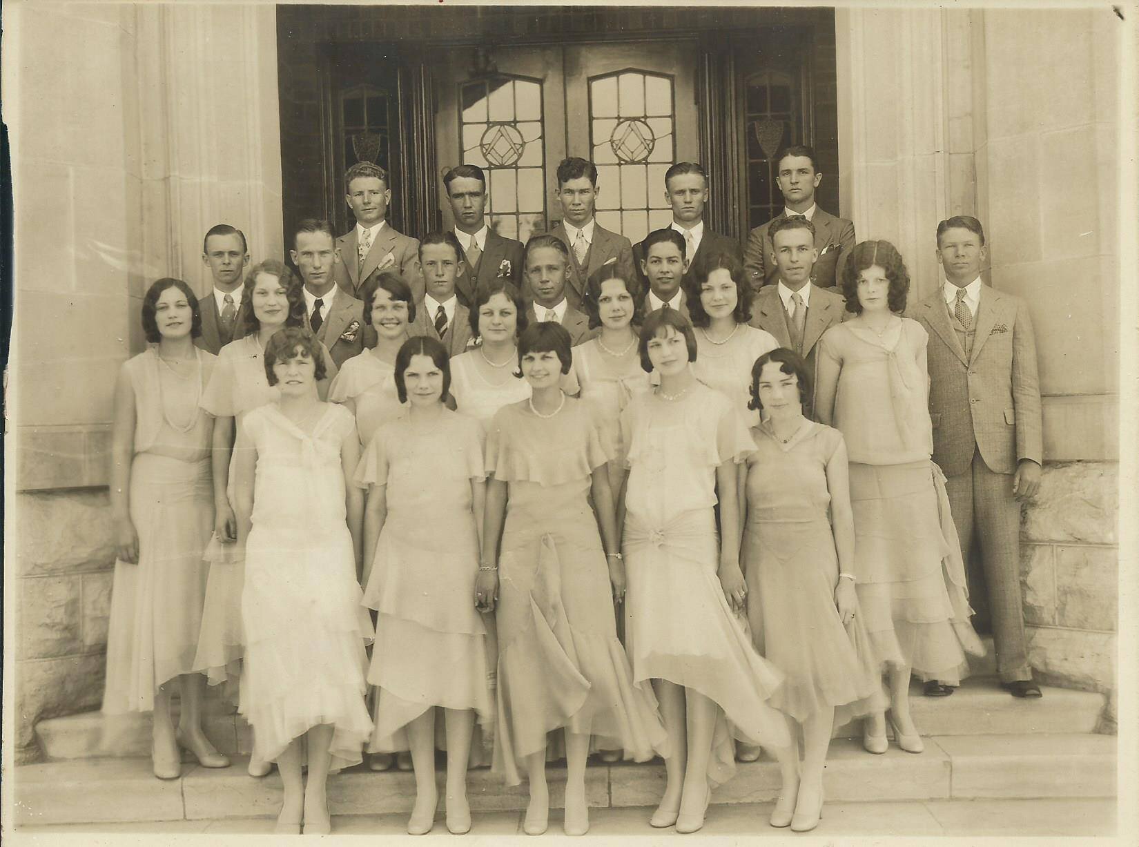 1930 Class from Arthur Raysor Sutton family.jpg