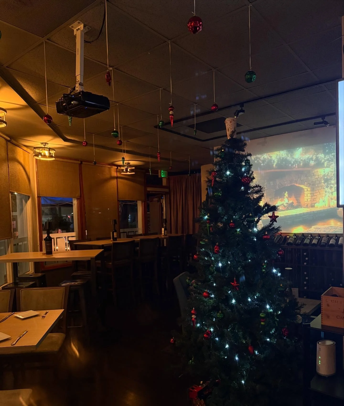 Tis the season from Juno&rsquo;s 🥳🎄🎊🎁🎉