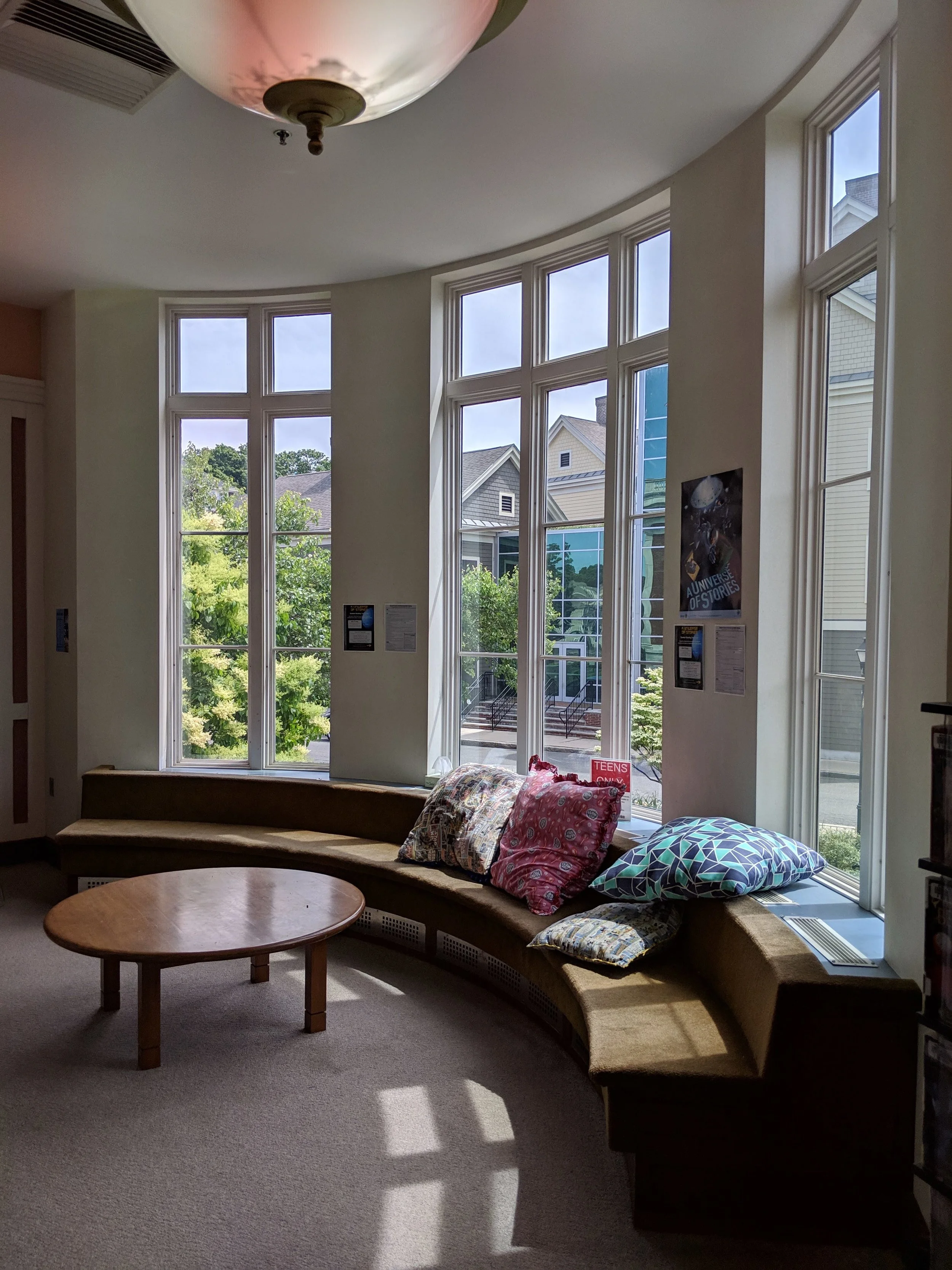A quiet spot in the Beverley library.