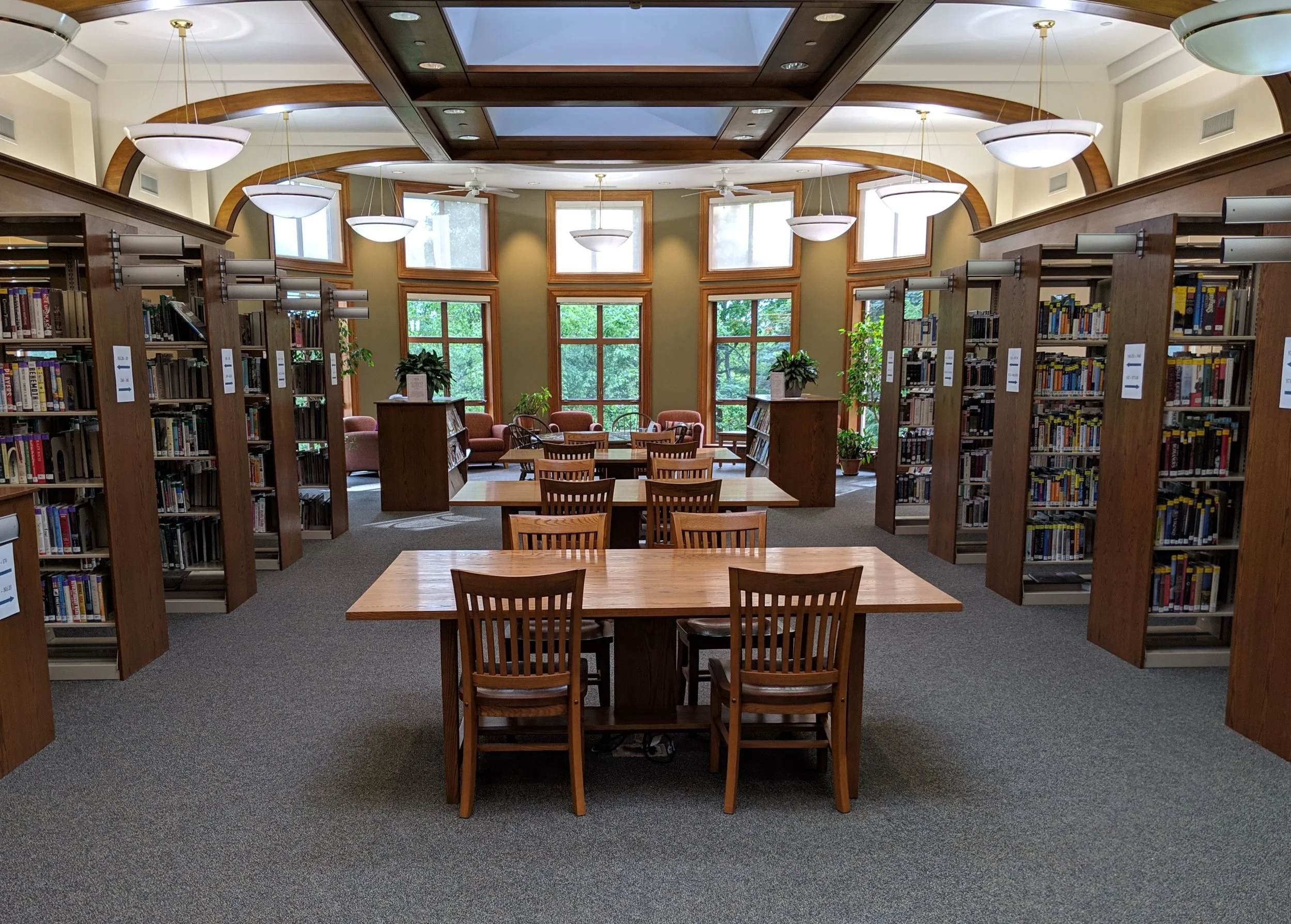 An amazingly contemporary library - especially given the fact that it’s 21 years old!