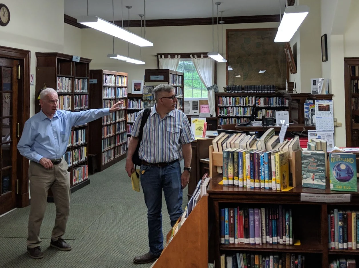 Looking around the Berlin Public Library.
