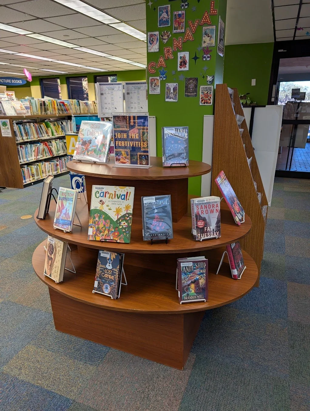 Sanford - displays2.jpg