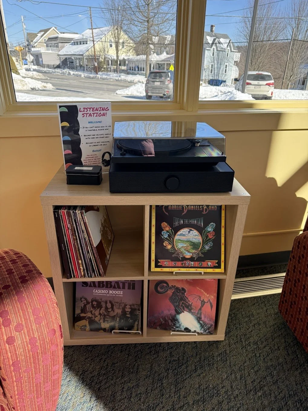 monson - turntable.jpg