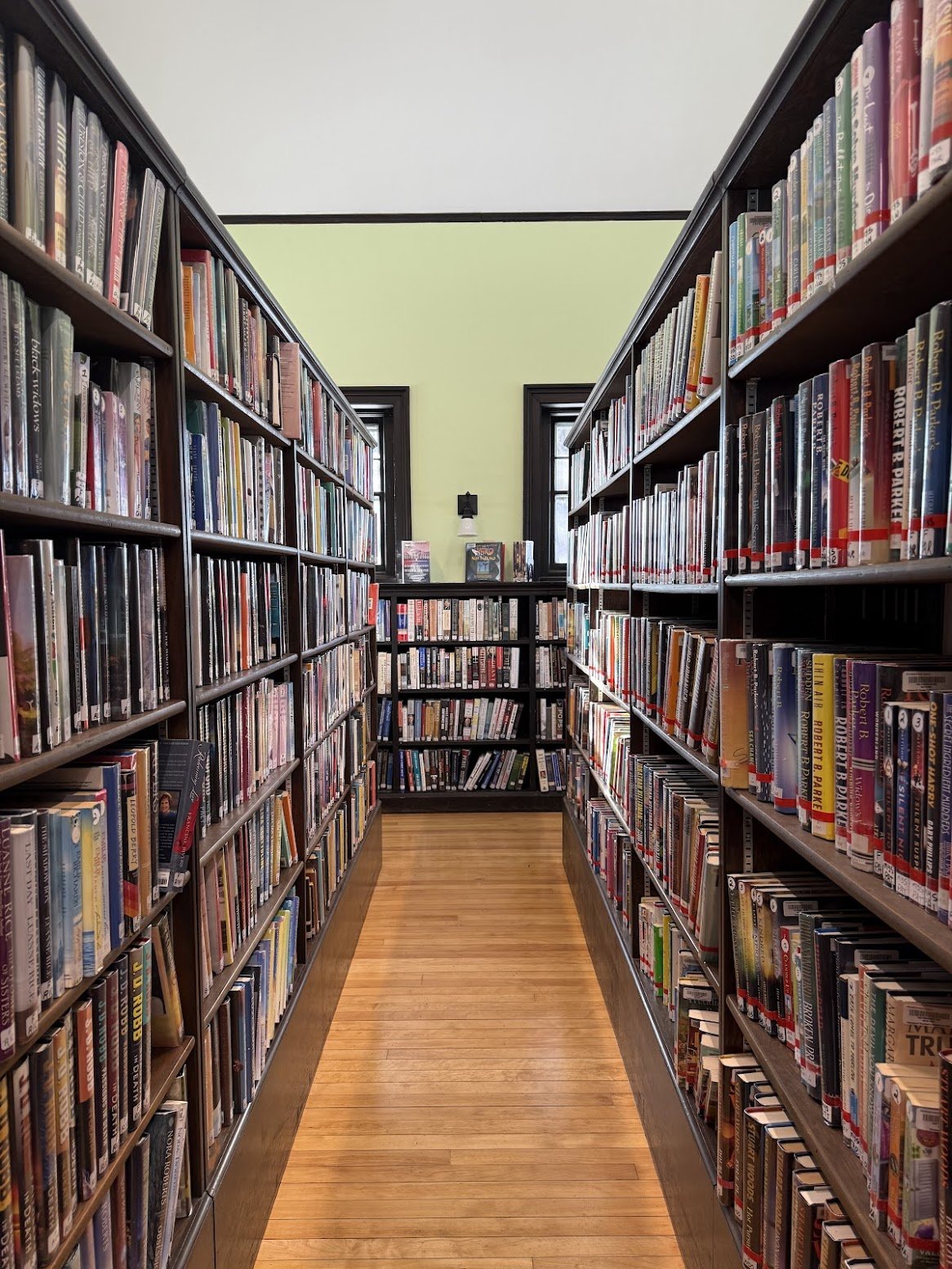 brimfield - int4.jpg