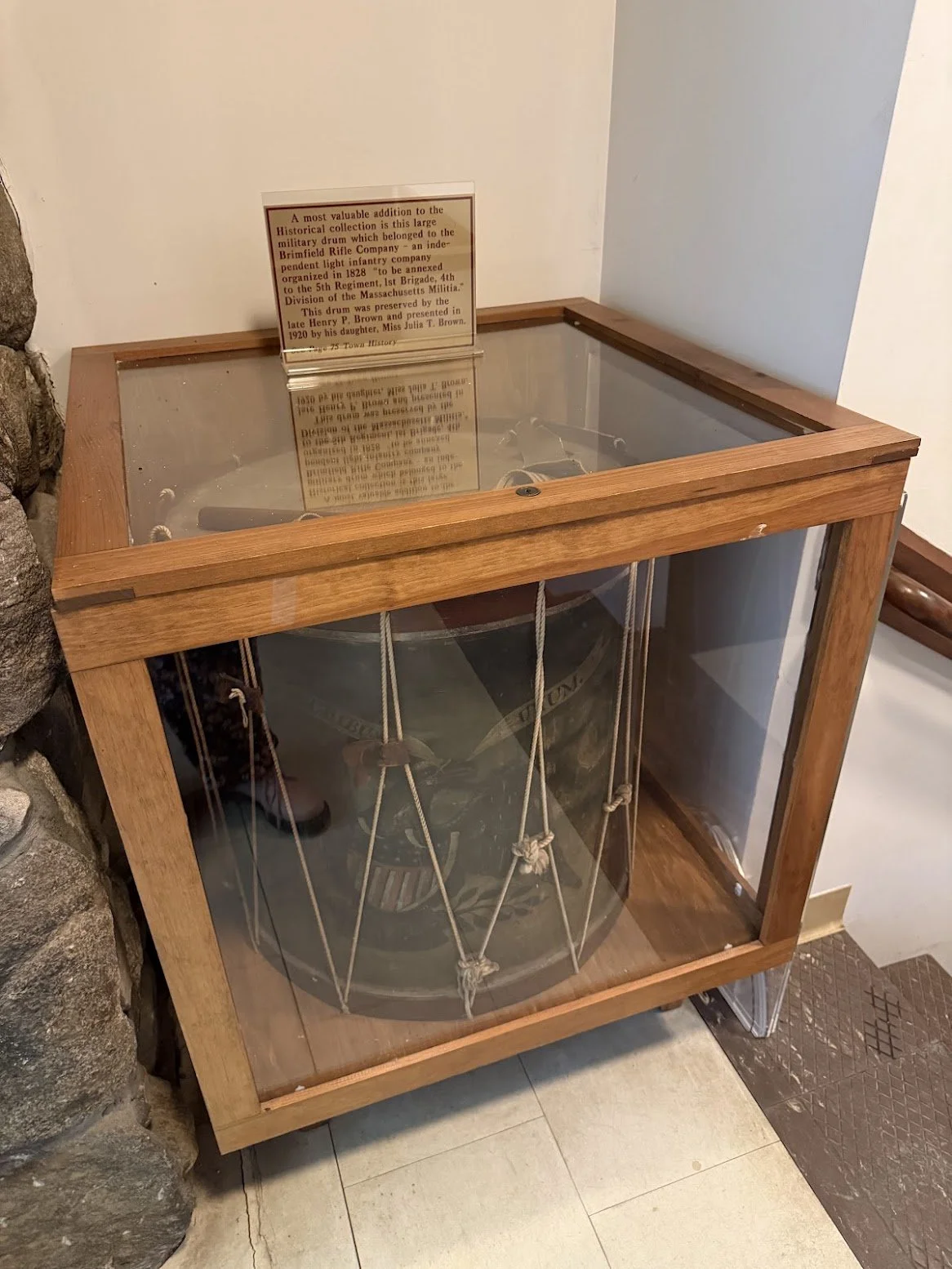 brimfield - int6.jpg