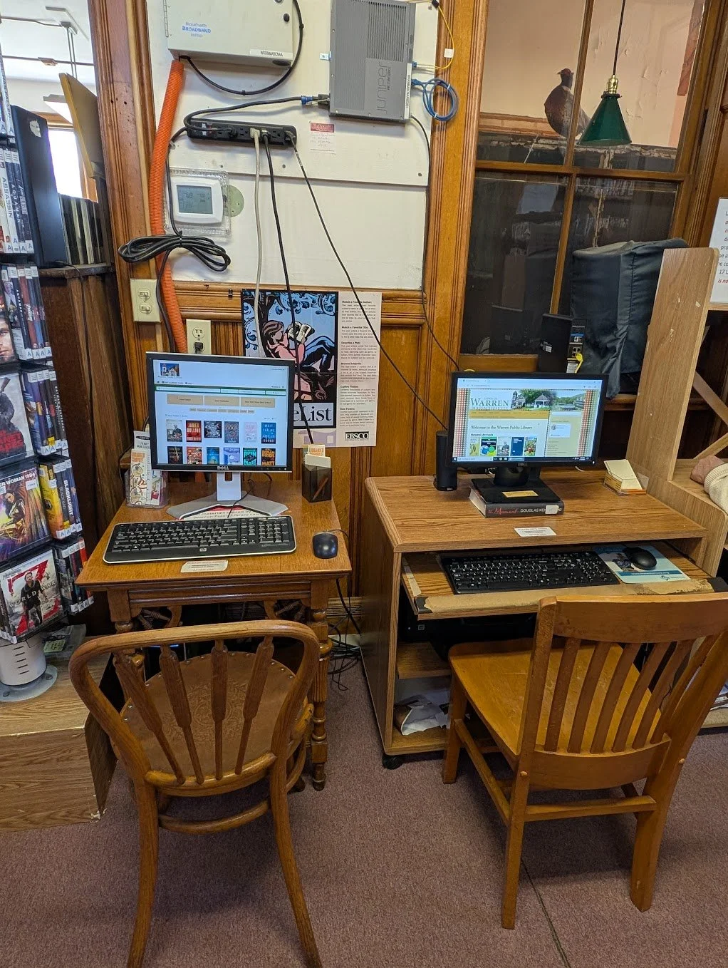 warren public computers.jpg