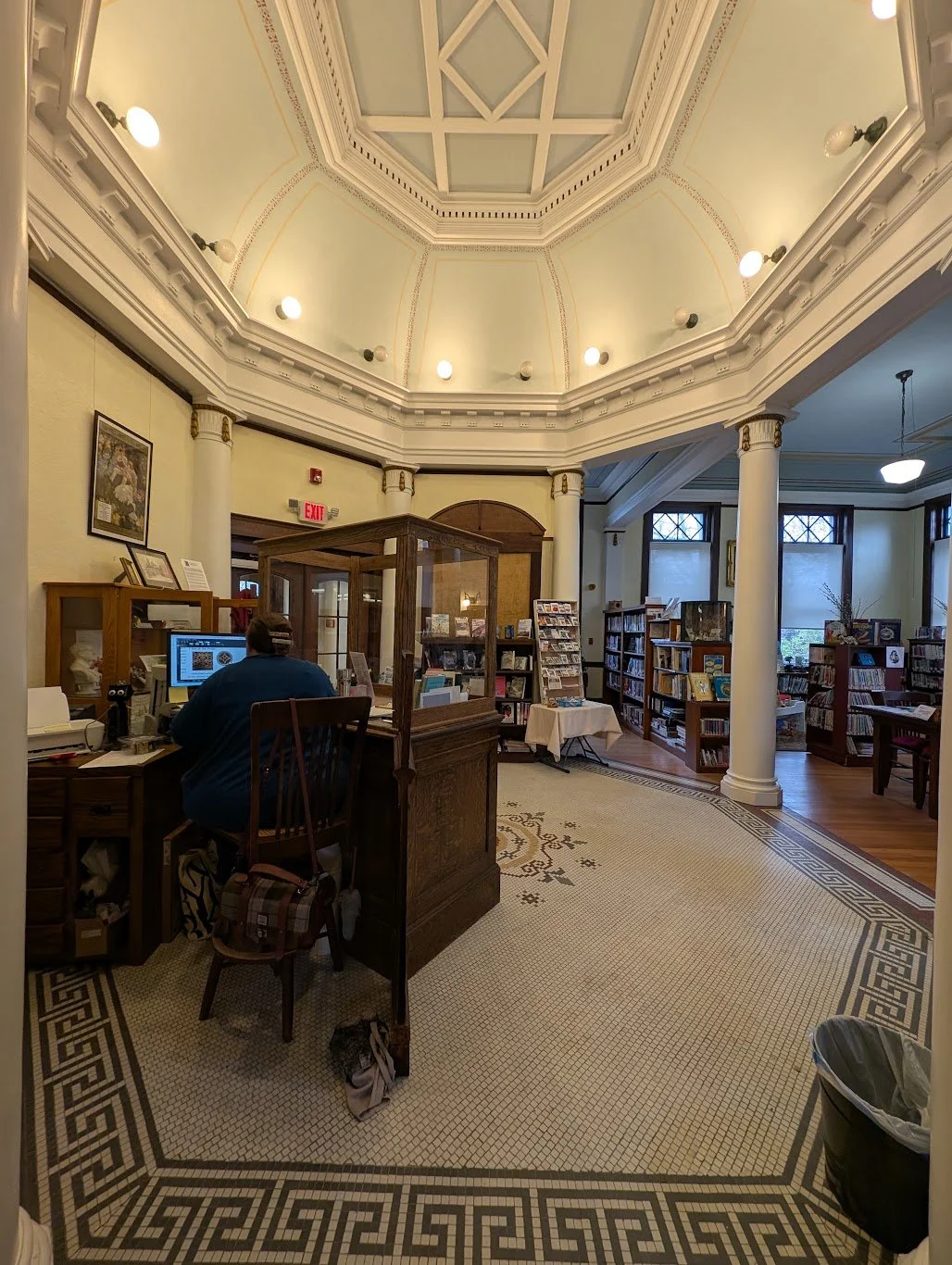 Paige - rotunda 3.jpg