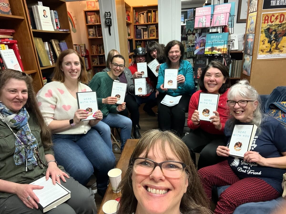 What a fun night I had talking to this book club! Thank you Cat and John at @groovecatbooks for inviting me, and thanks to everyone who read Here With You and participated in such a great discussion about addiction, family, hope, and love. And cookie
