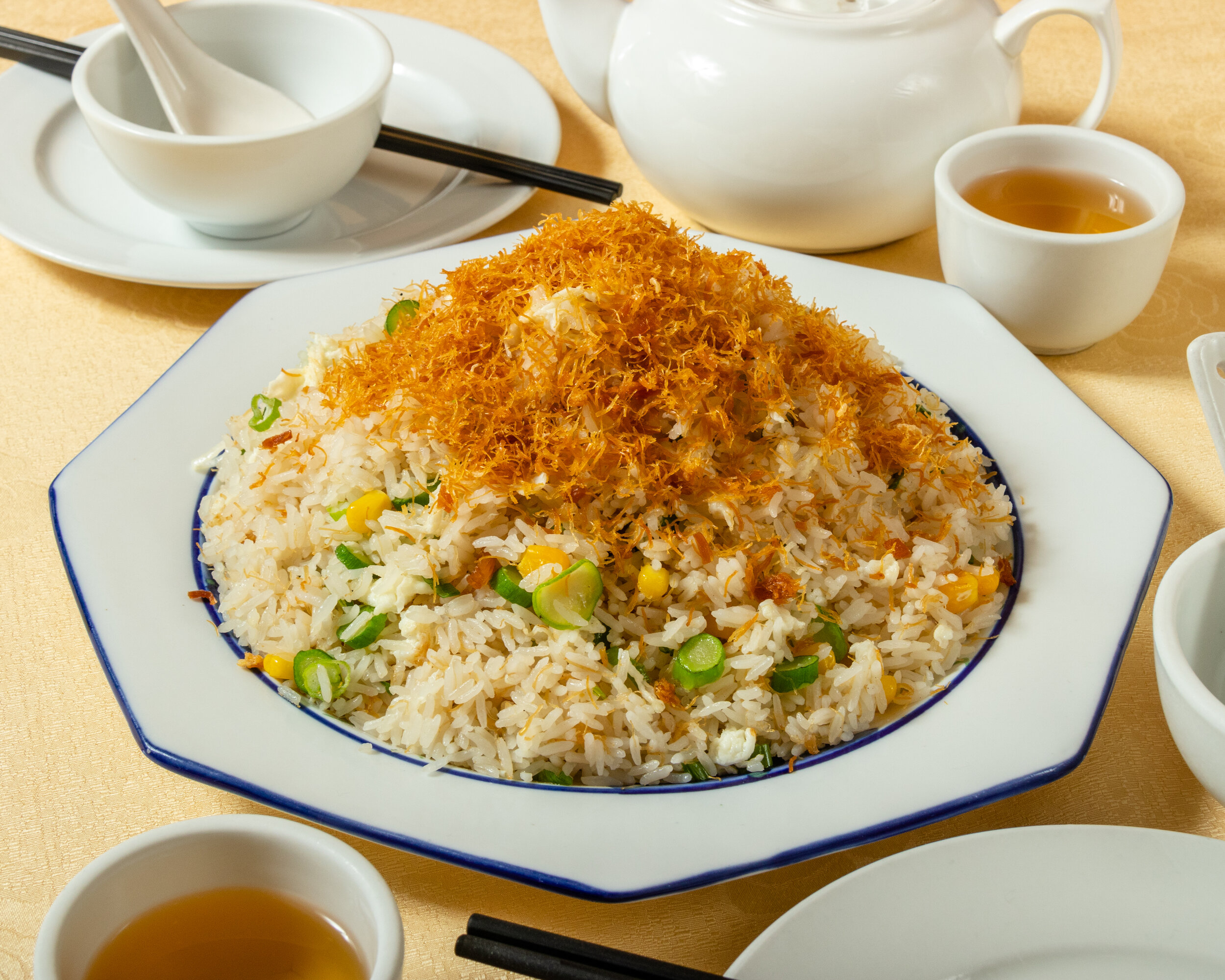 GoldenSeafoodRestaurant_DriedScallop&EggWhiteFriedRice.jpg