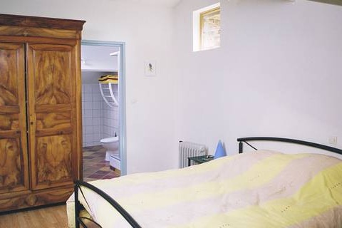 chambre-bleue-799x533px.bmp.550x320_q70_crop_upscale.jpg