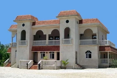 serenity_sands_eco_hotel.jpg