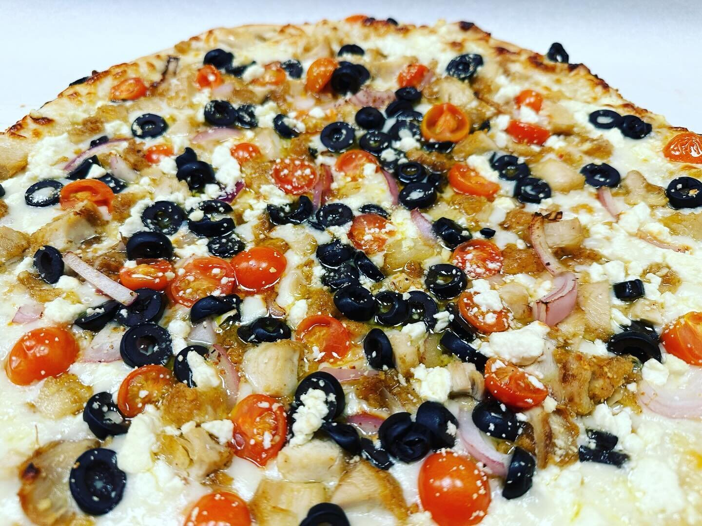 WE ARE VERY EXCITED FOR OUR FEBRUARY MONTHLY SPECIAL. 

For the month of February, we are showcasing our X-Large Chicken Mediterranean Pizza! 

Garlic butter base, mozzarella cheese, chicken, red onions, black olives, cherry tomatoes, topped with Fet