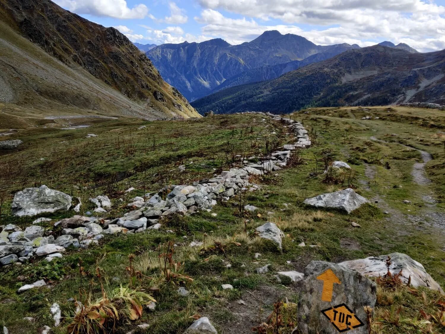 Remote mountain scenery on the Tour des Combins