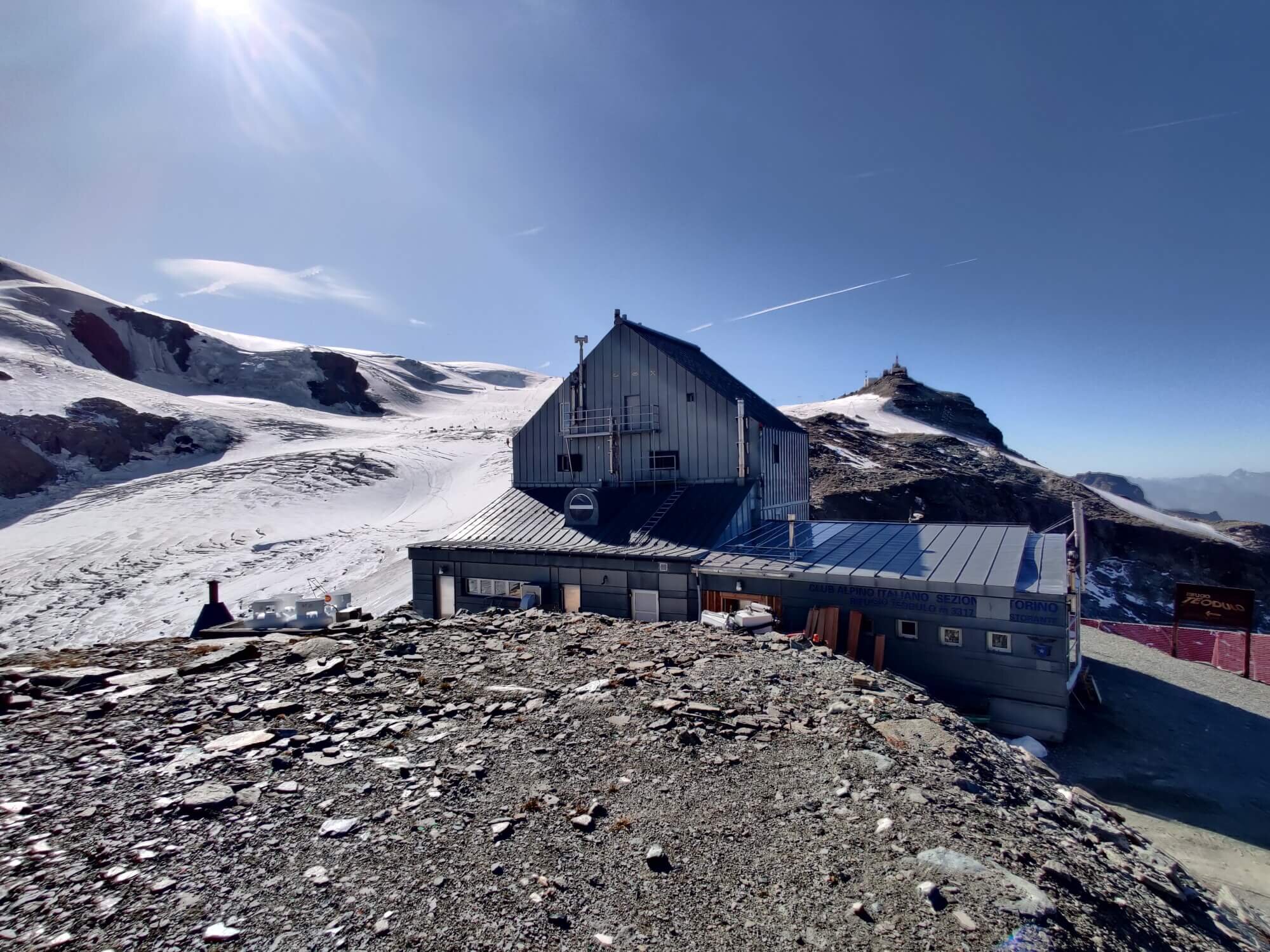 Tour of Monte Rosa - Theodulhutte