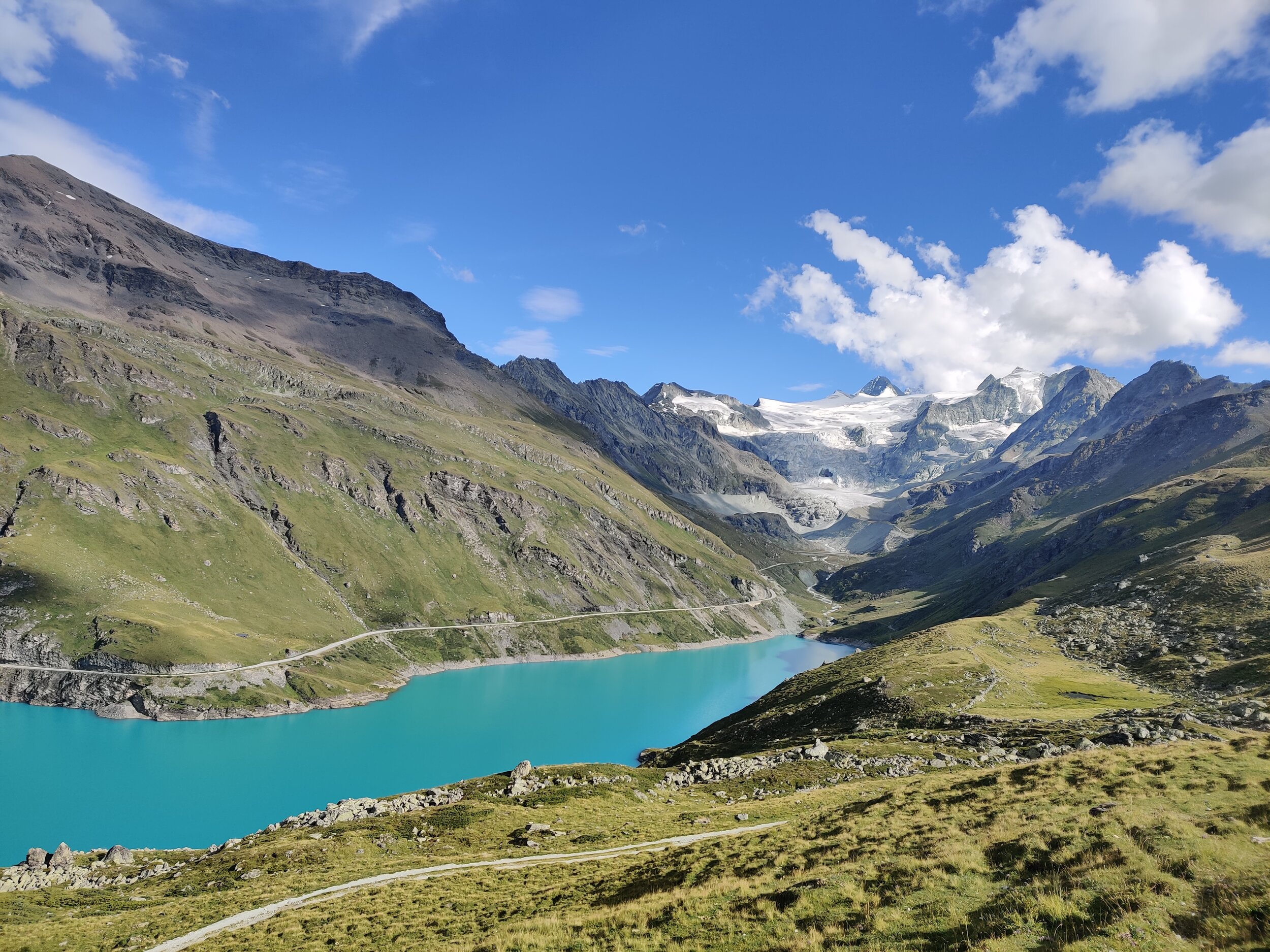 Lac Moiry and the Moiry glacier