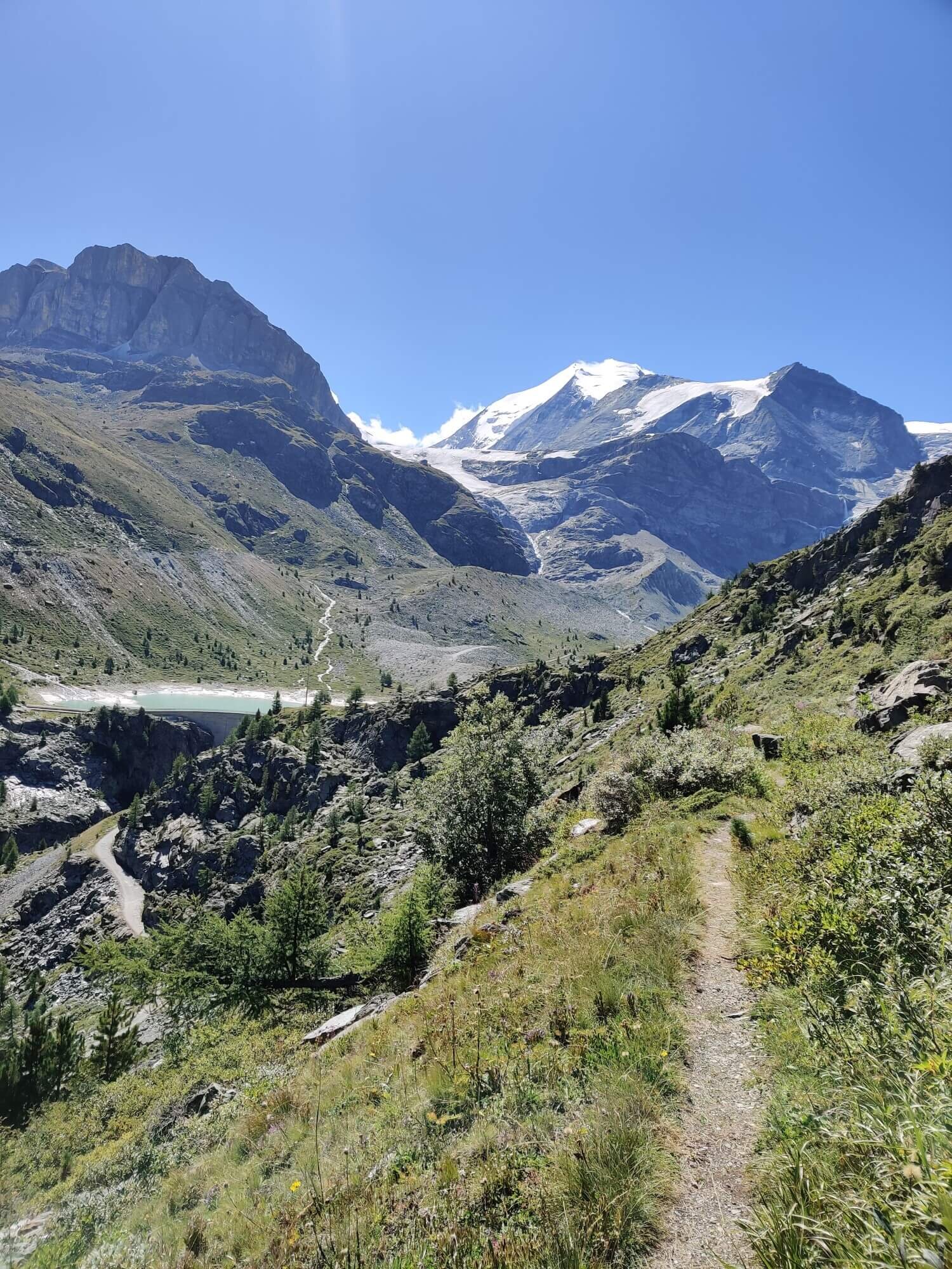 Approaching the end of the Turtmann valley