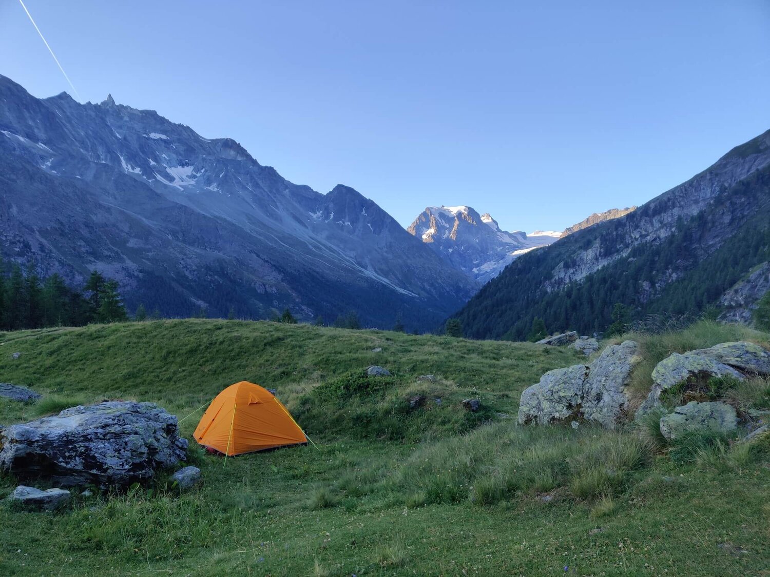 Rules and tips in our Bivouac Guide
