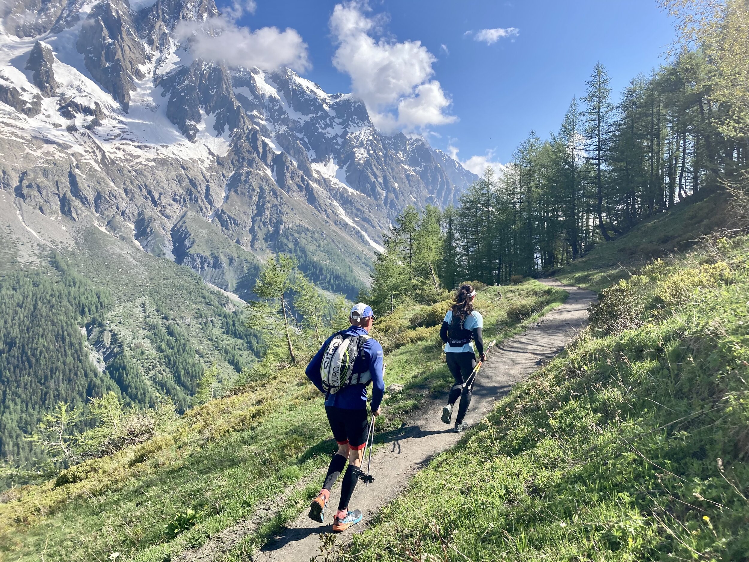 Between Rifugio Bertone and Rifugio Bonatti