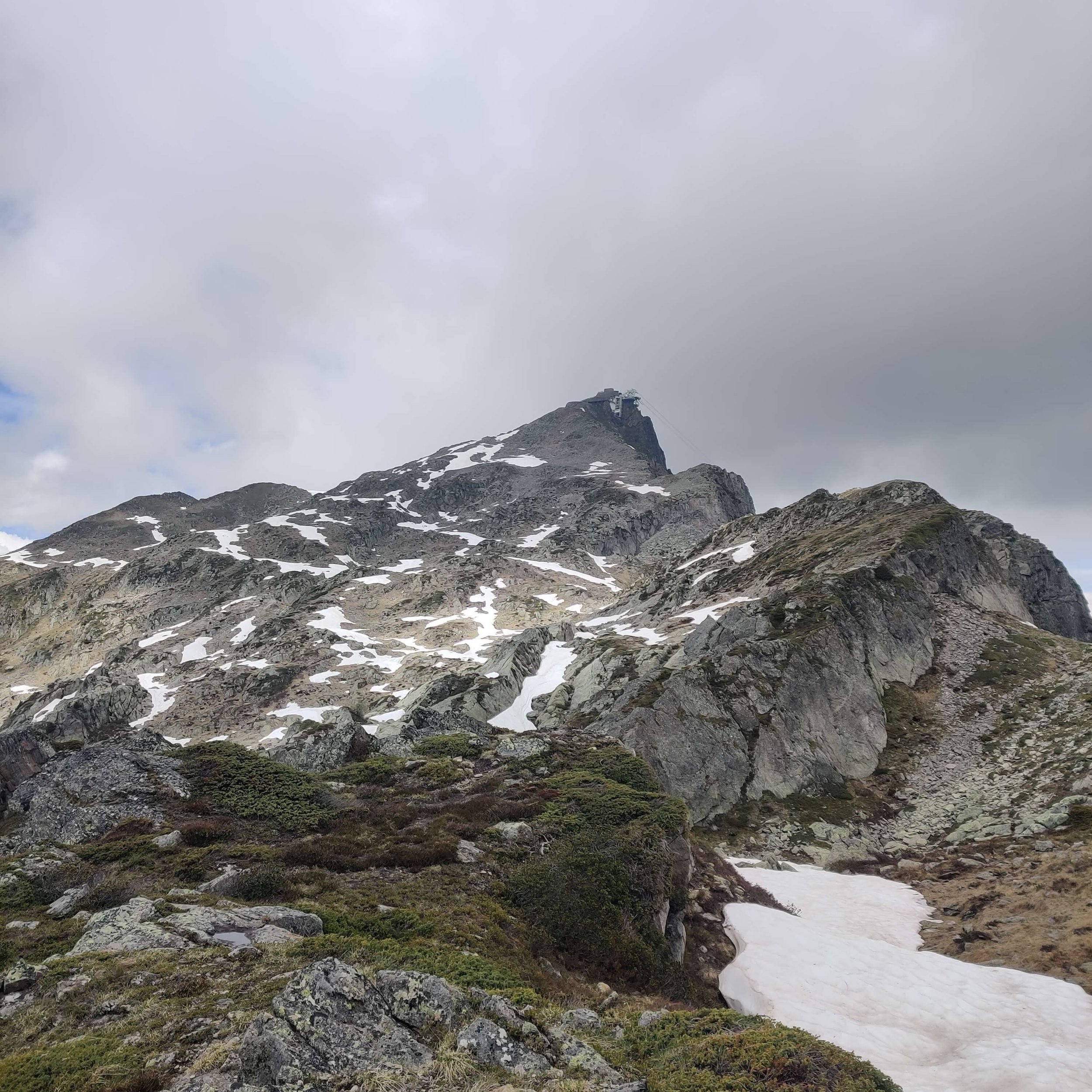 Snow on Refuge Bellachat side of Le Brevent_28 May 2022_resized.jpg